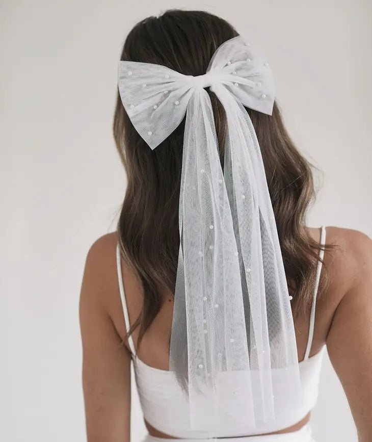 White Tulle And Pearl Bow Hair Clip - Honey Fawn Boutique