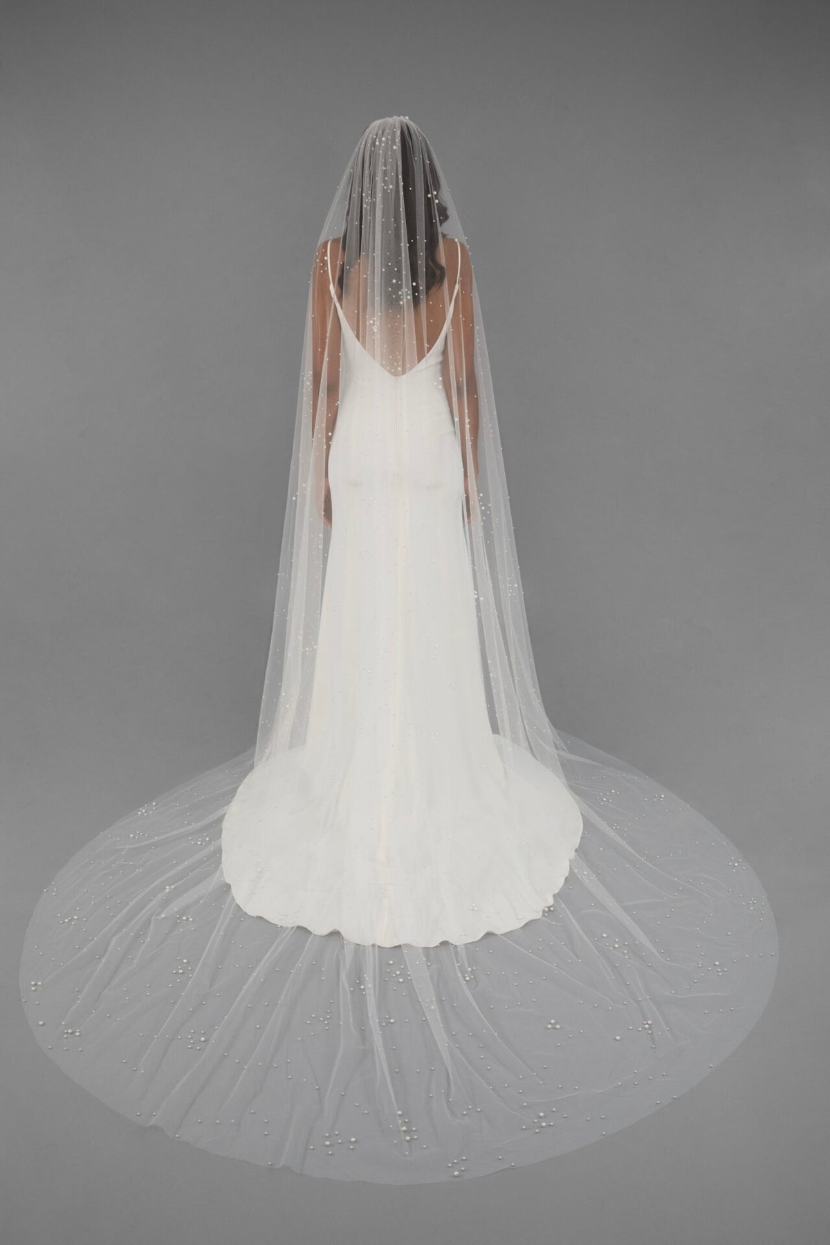 Chandler Pearl Cathedral Veil