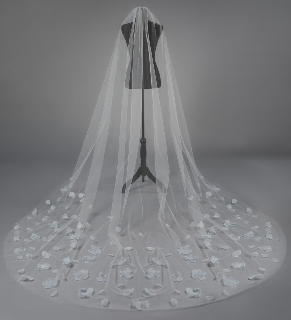 Jayla Tulle and Organza Veil