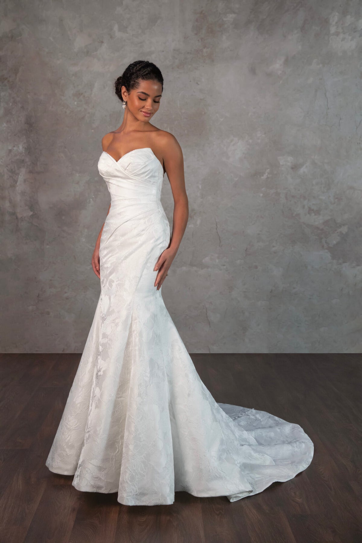 Amiyah - Wedding Gown - Essense