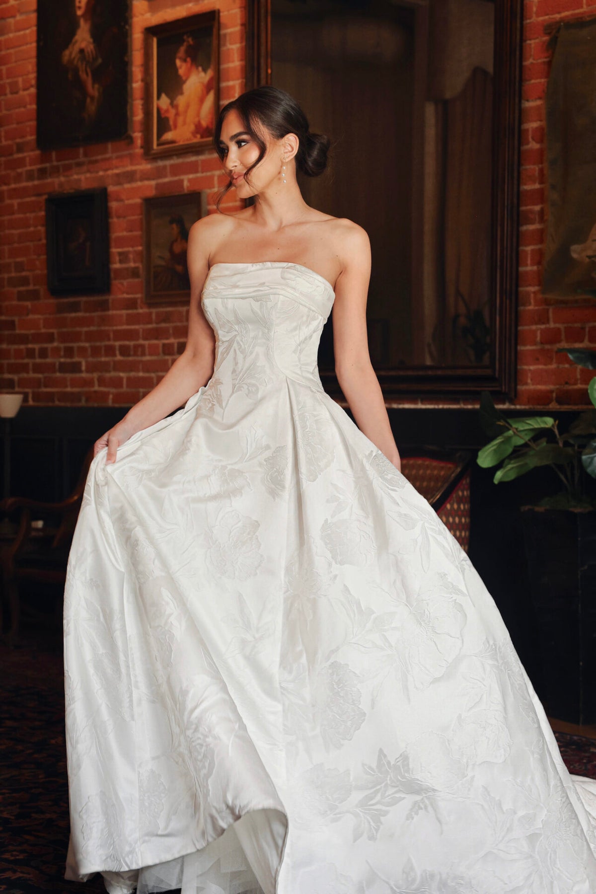 Lana - Wedding Gown - Essense