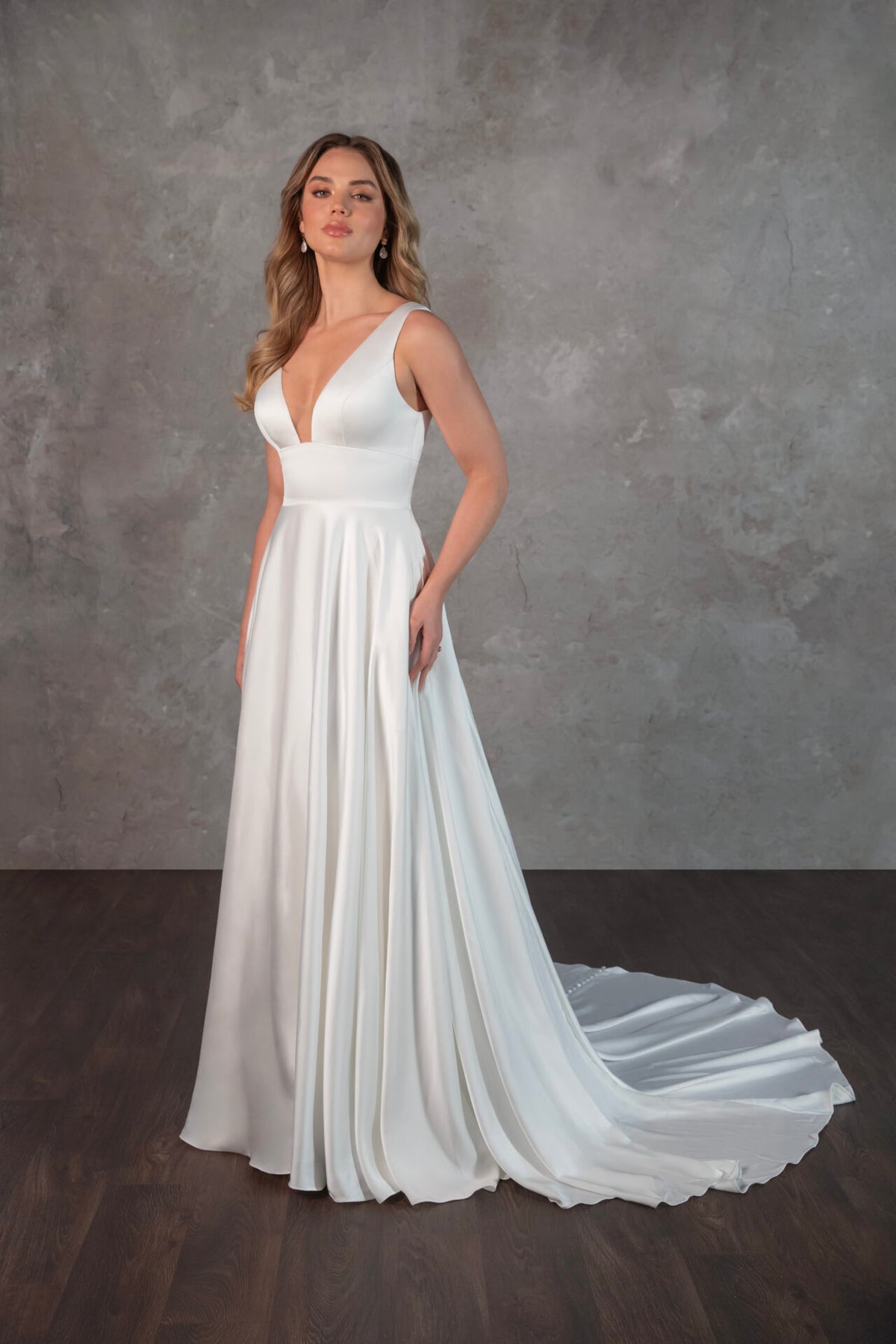 Ainsley - Wedding Gown - Essense