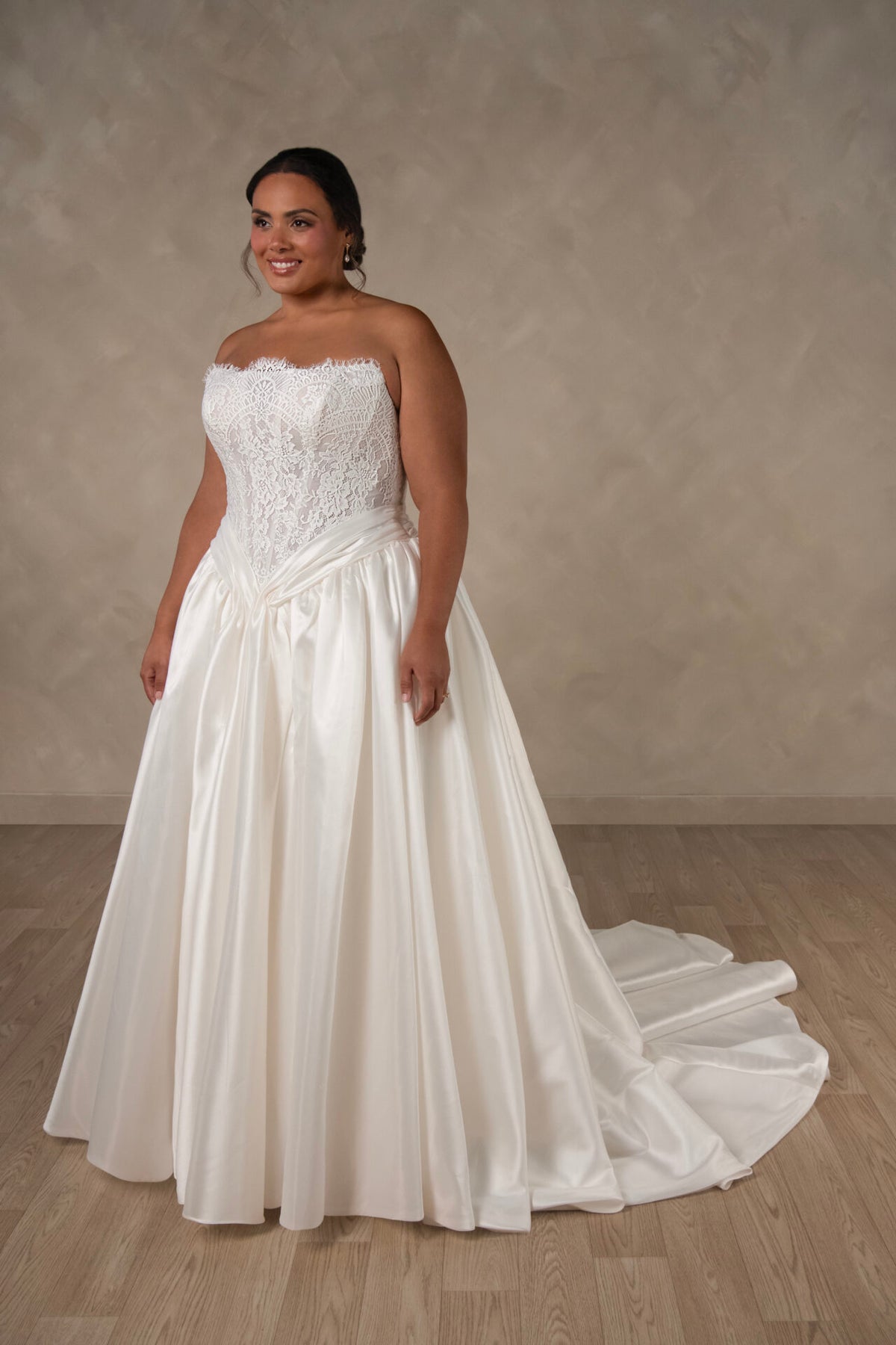 Lietinna - Arriving December - Wedding Gown - Essense