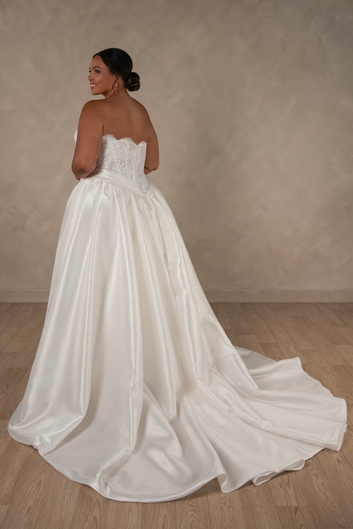 Lietinna - Arriving December - Wedding Gown - Essense