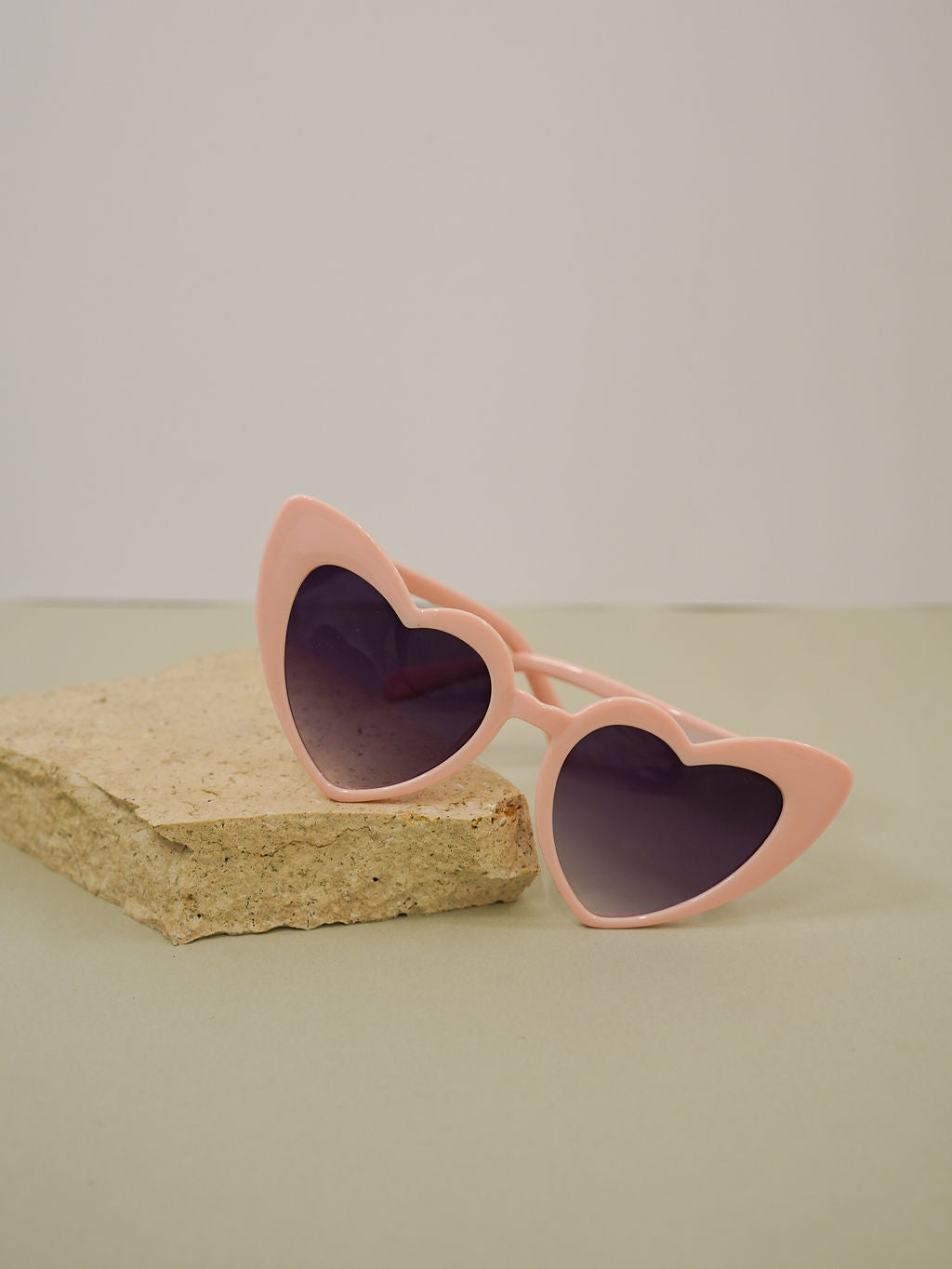 Heartbreaker Sunglasses Pink - Giftware - Honey Fawn