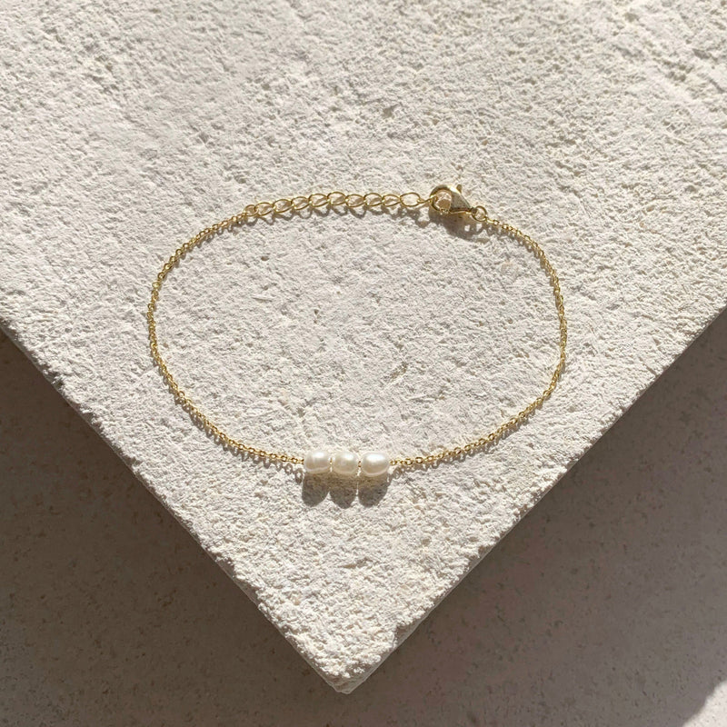 Mini Pearl Bracelet - Gold
