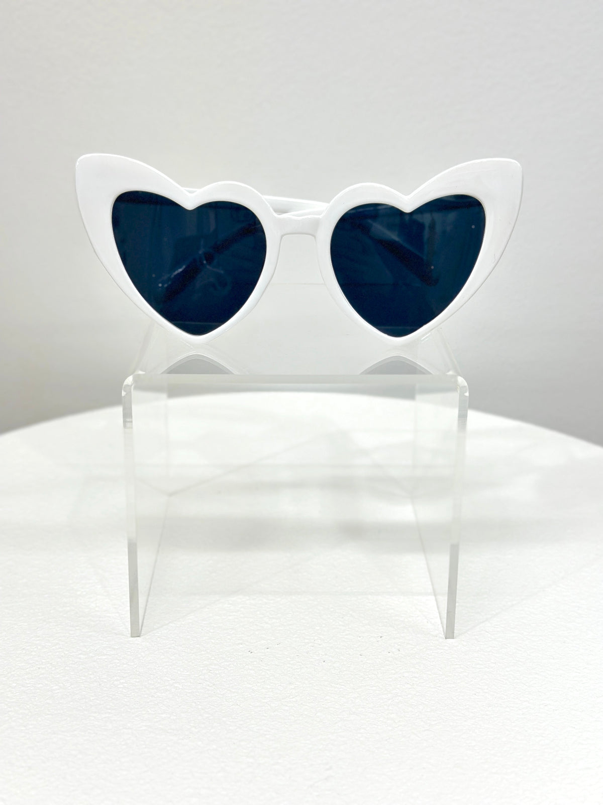 Heartbreaker Sunglasses White - Honey Fawn Boutique