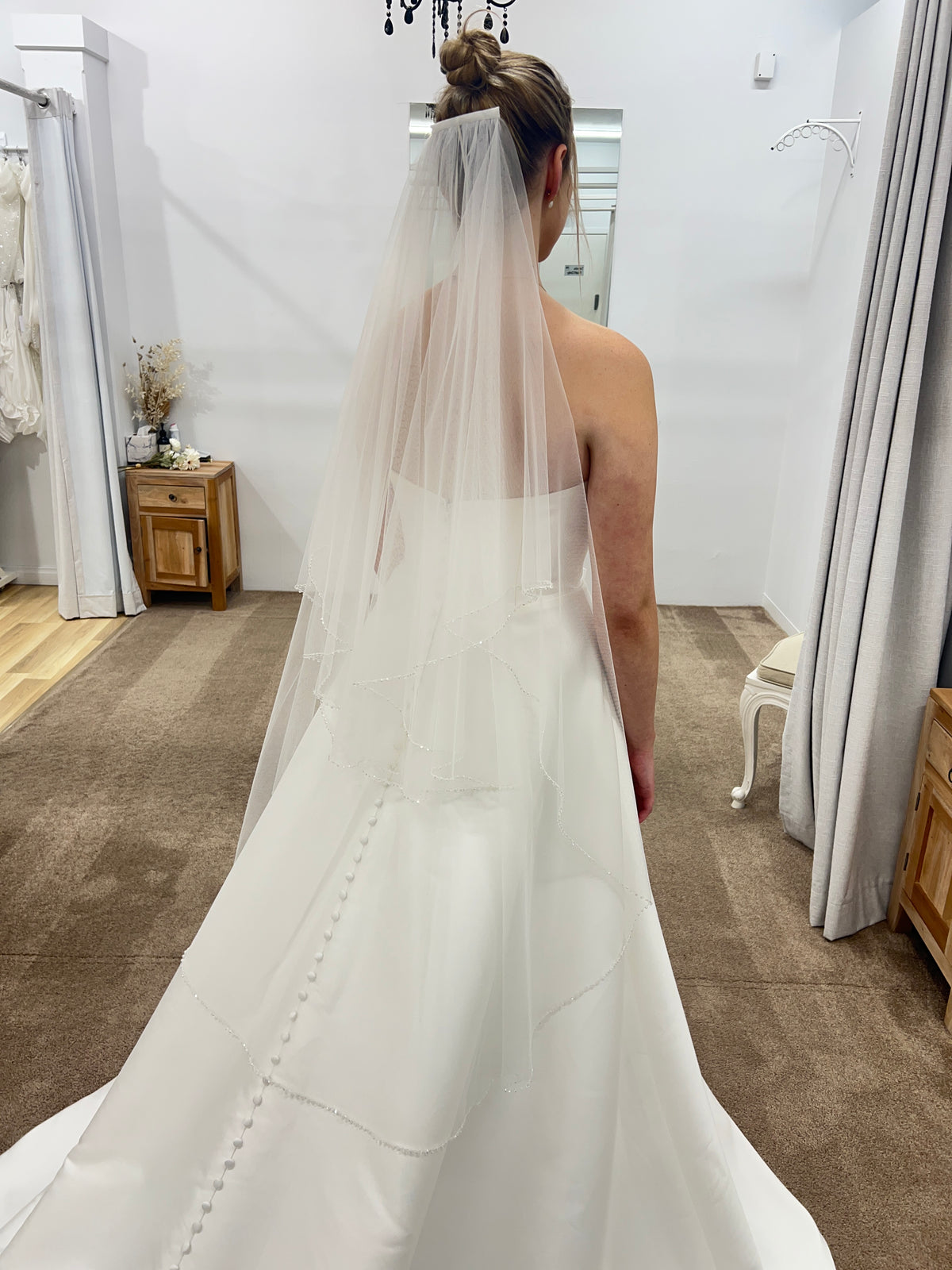 Krystal Beaded Edge Veil