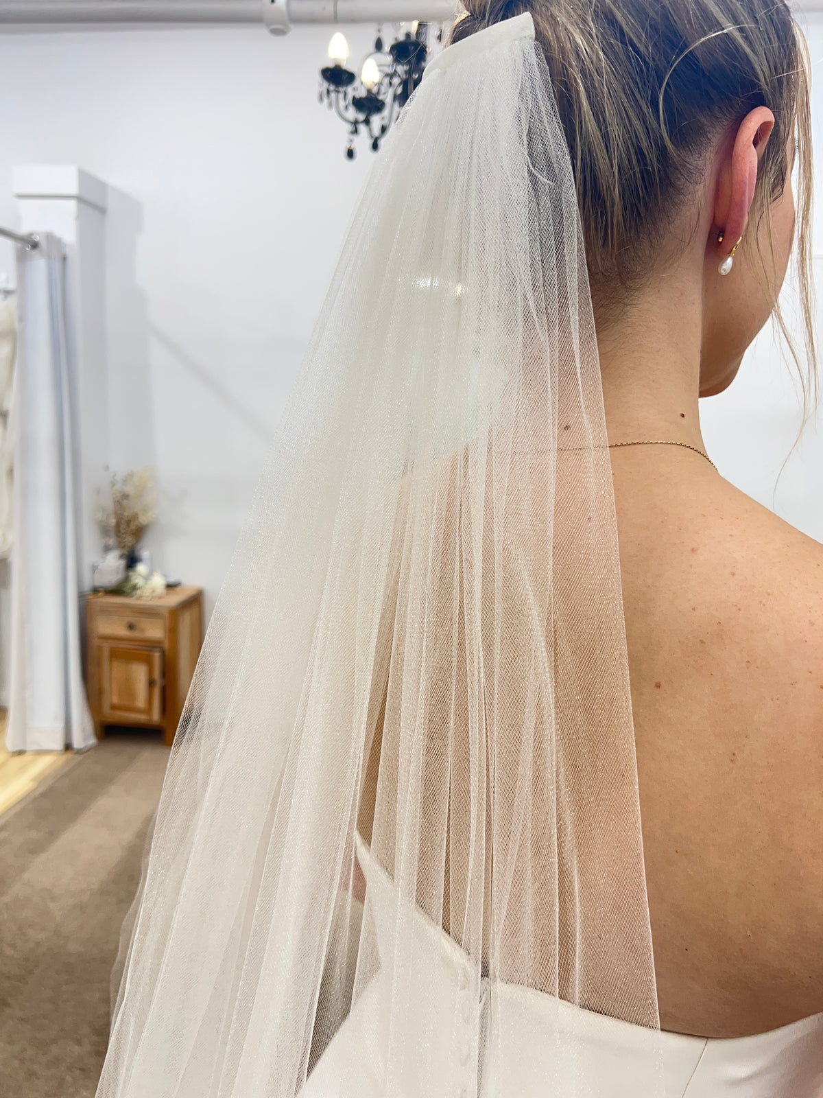 Glimmer Tulle Raw Edge Veil