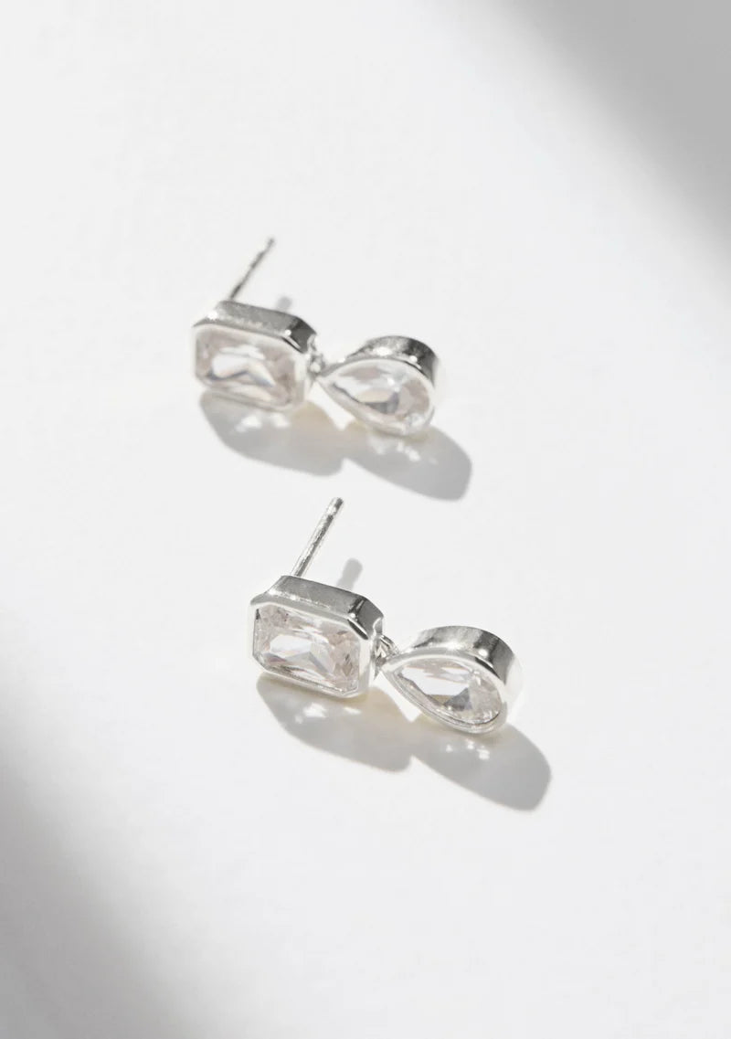 Lineaire Emerald and Pear Drop Earrings - Silver