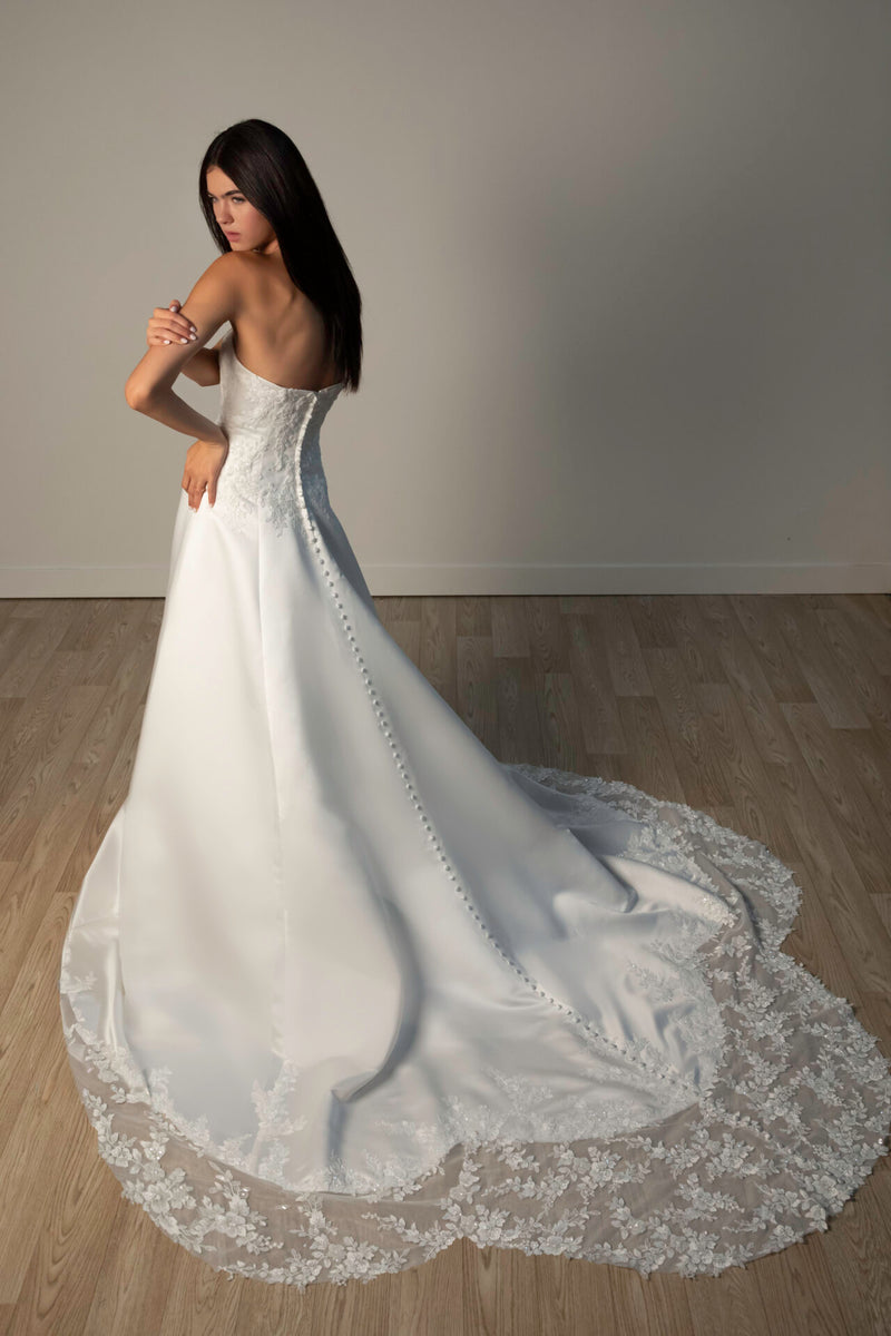 Gormanston - Wedding Gown - Stella York