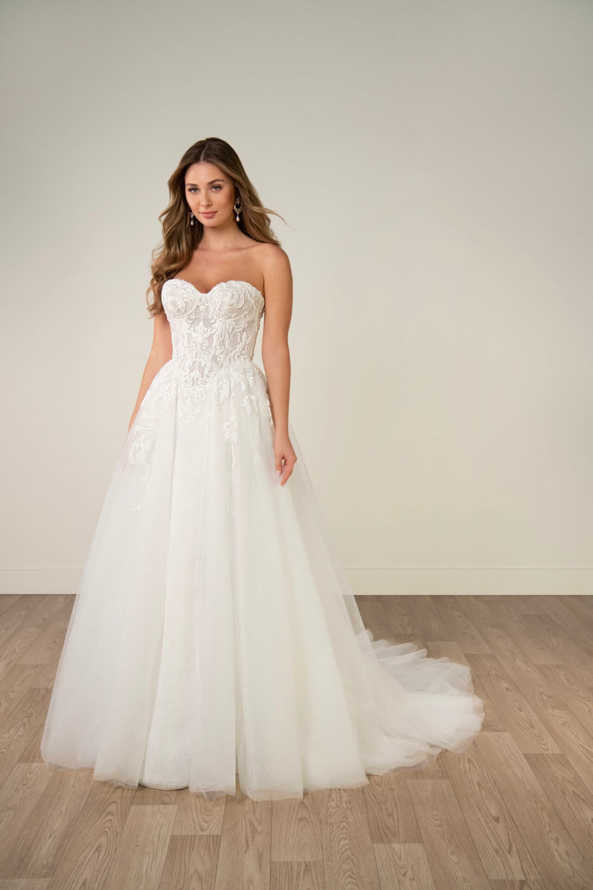 Goulds - Wedding Gown - Stella York