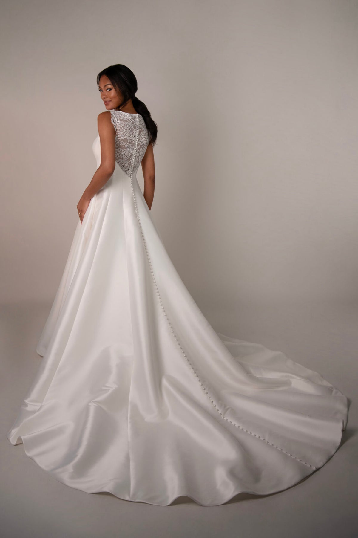 Mathinna - Arriving December - Wedding Gown - Stella York