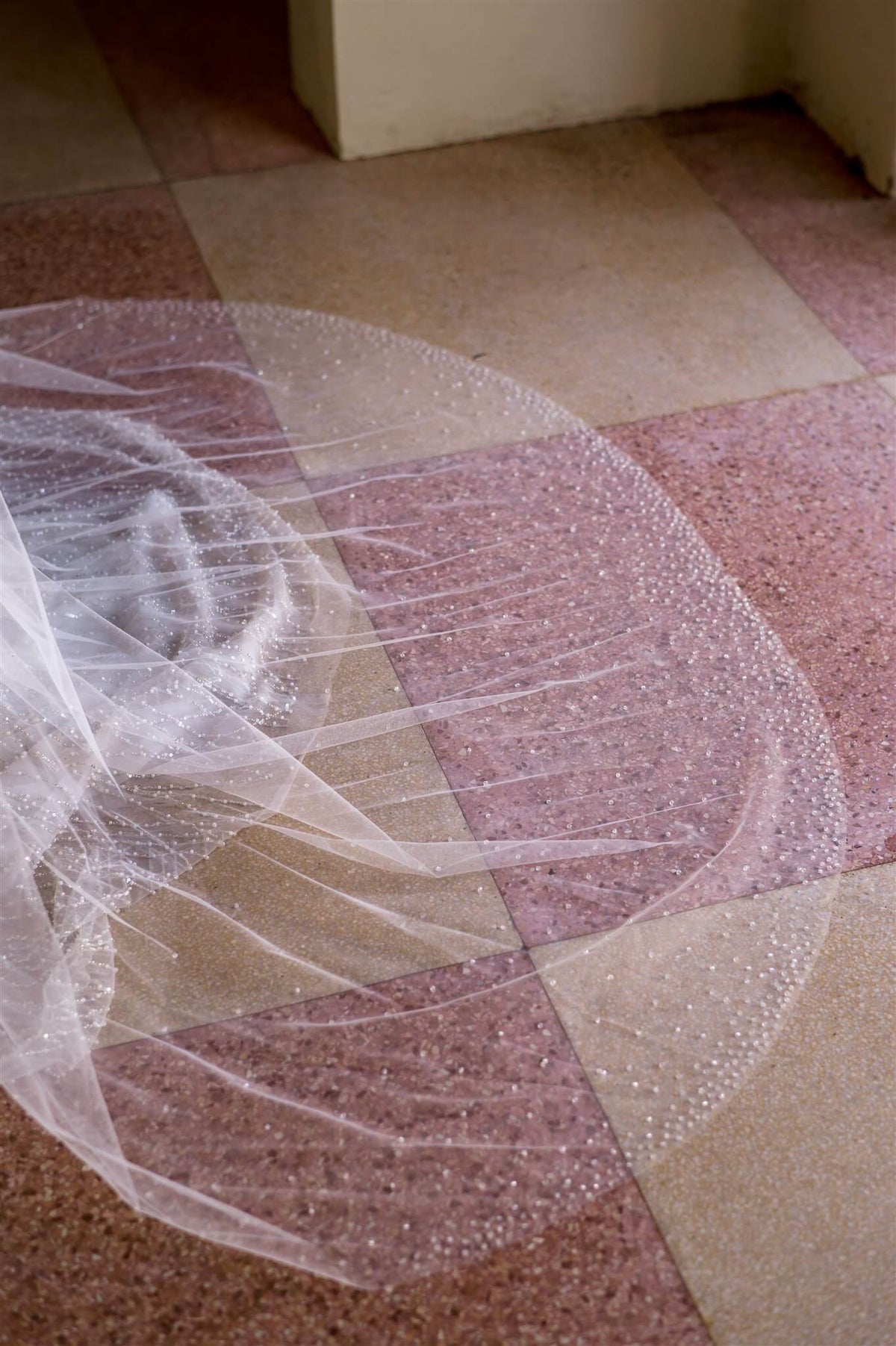 Dame 98inch 1 Tier Scattered Veil - Accessory - Dreamtime