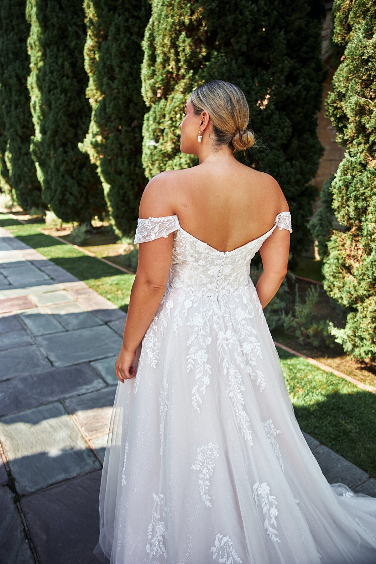 Amira - Wedding Gown - Essense