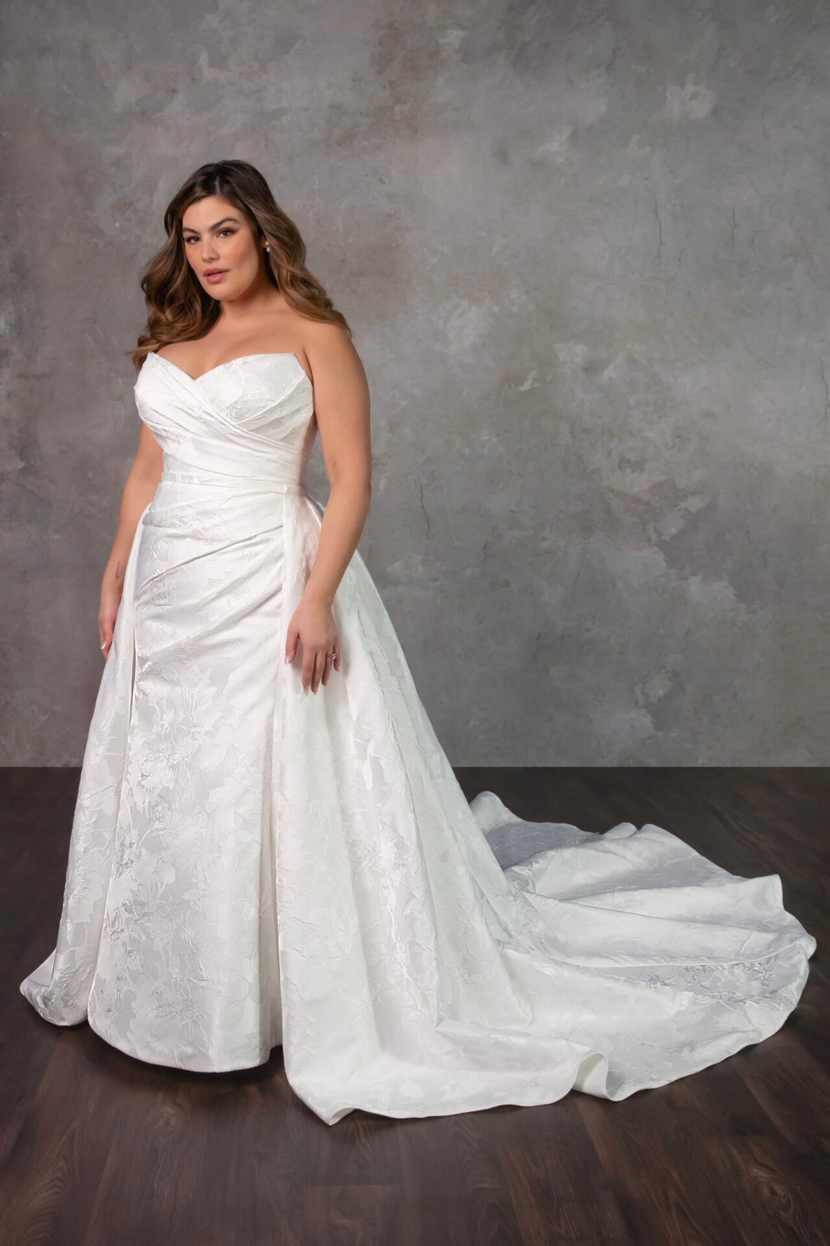 Amiyah - Wedding Gown - Essense