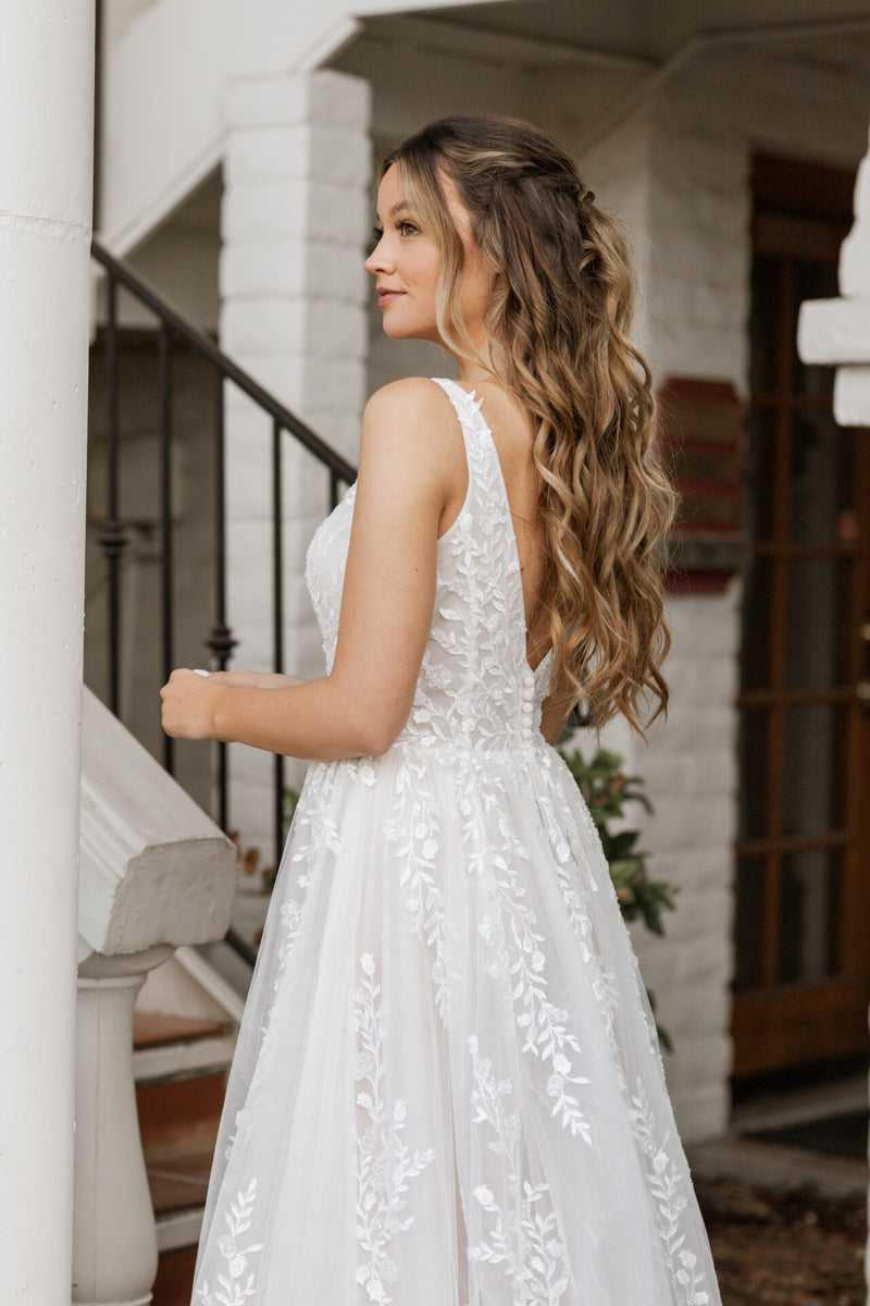 Anais - Wedding Gown - Essense