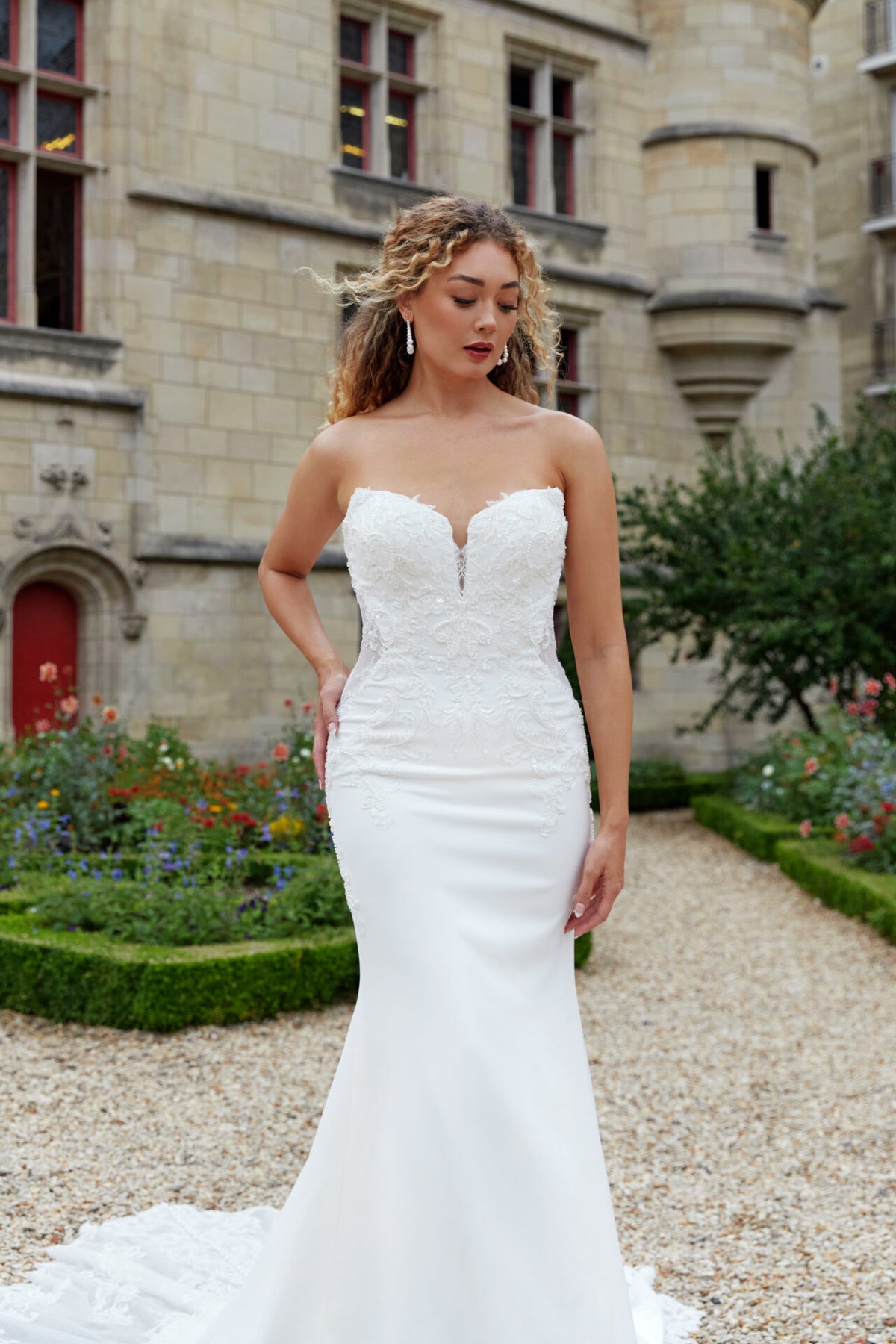 Annika - Wedding Gown - Essense