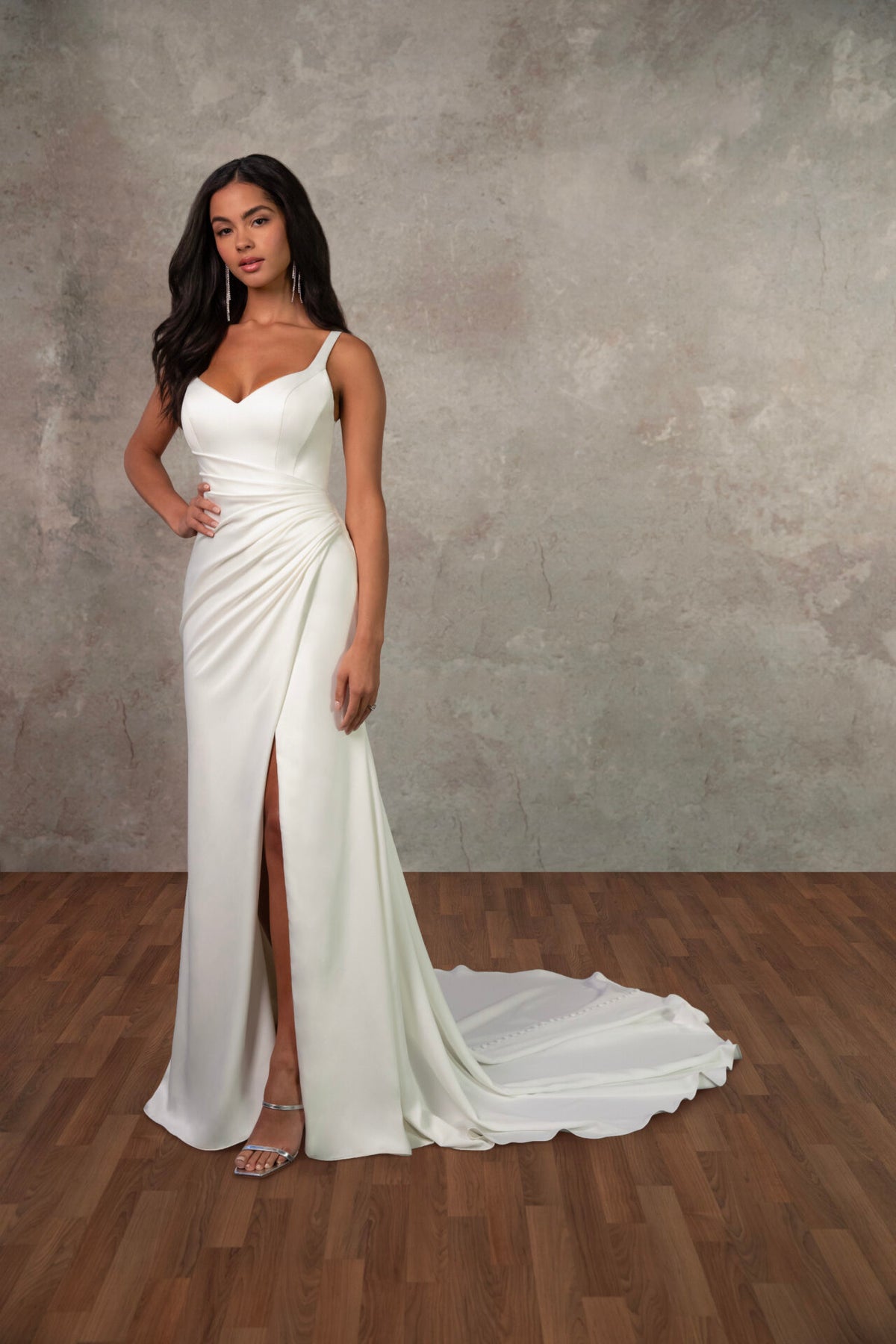 Beauty - Wedding Gown - Essense