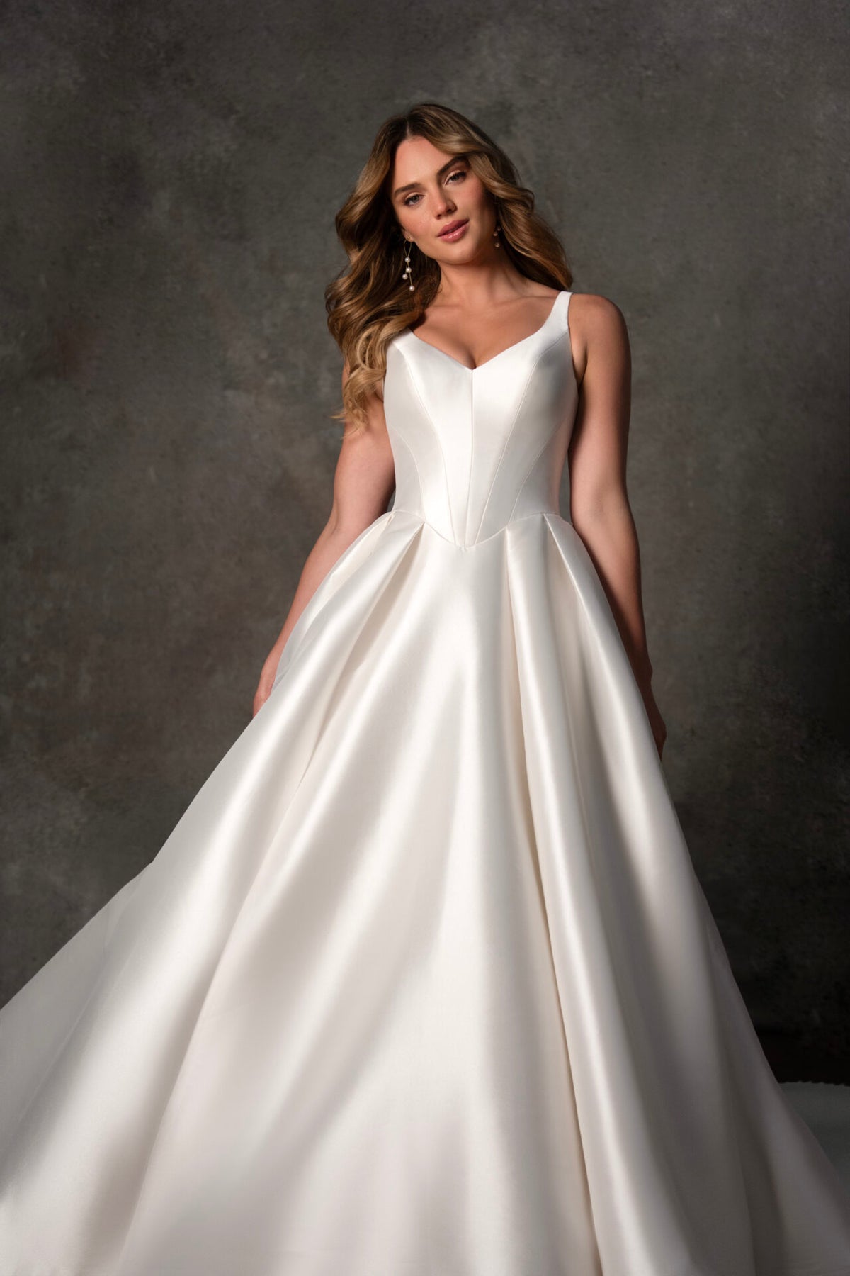 Bonnie - Wedding Gown - Essense
