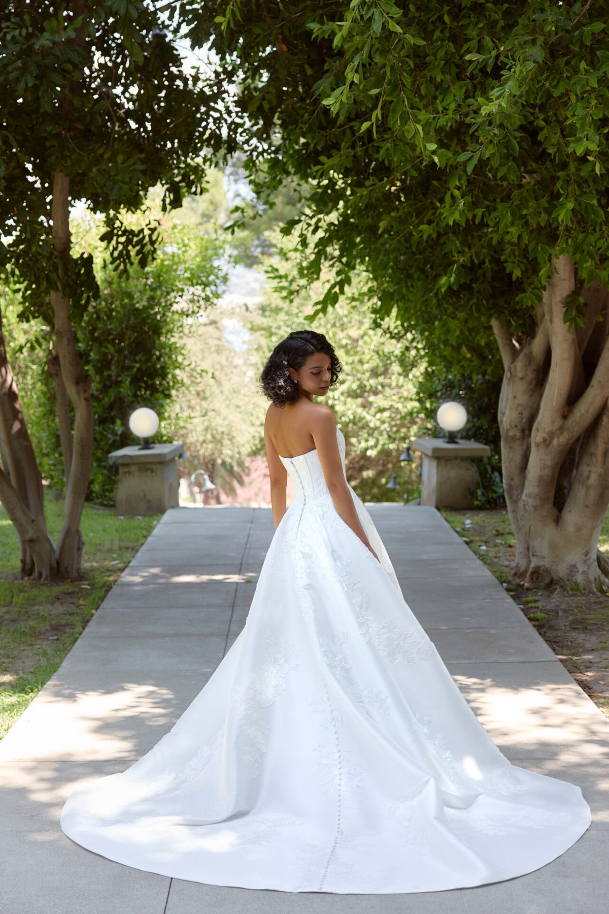 Boomer - Wedding Gown - Essense