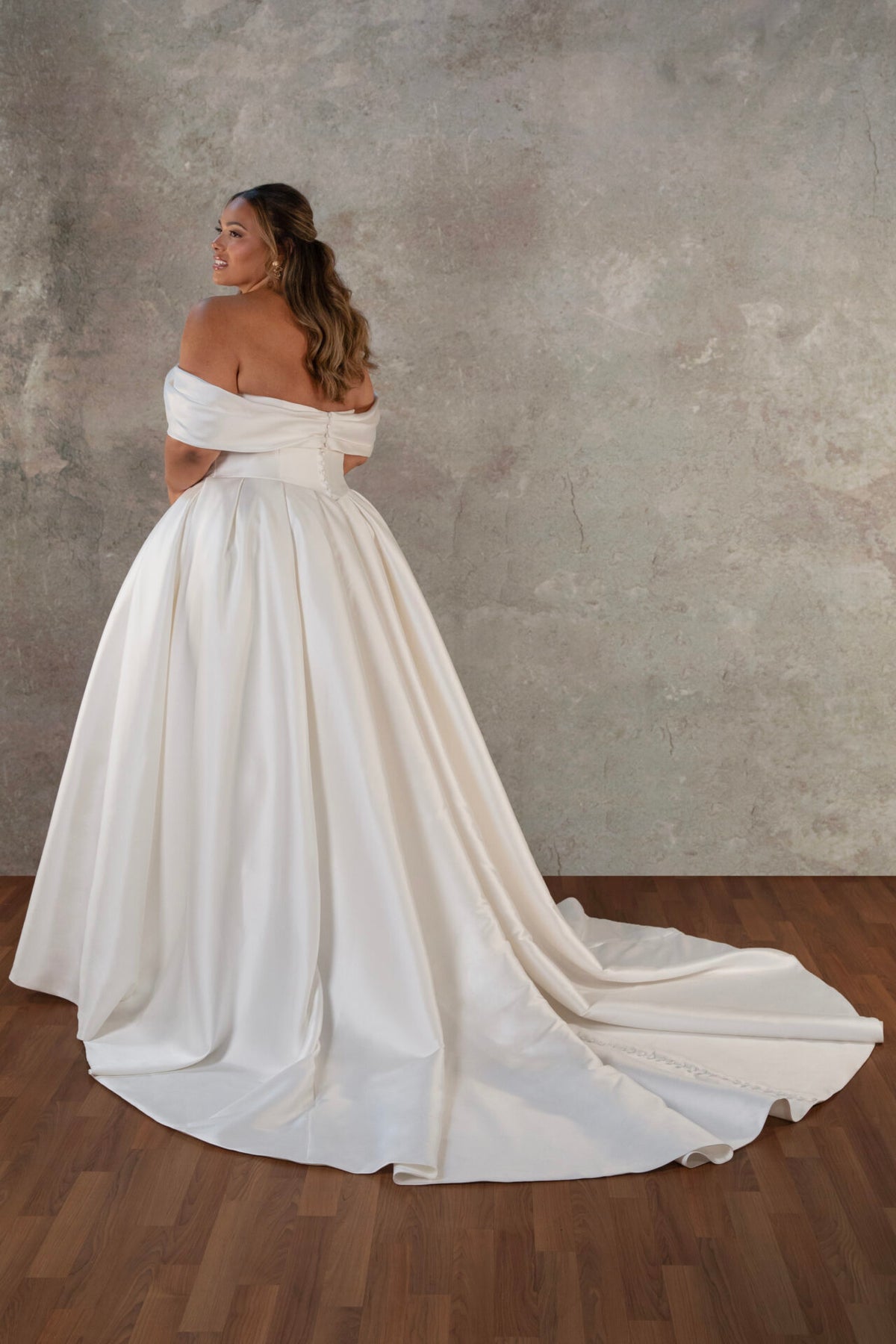 Breona - Wedding Gown - Essense