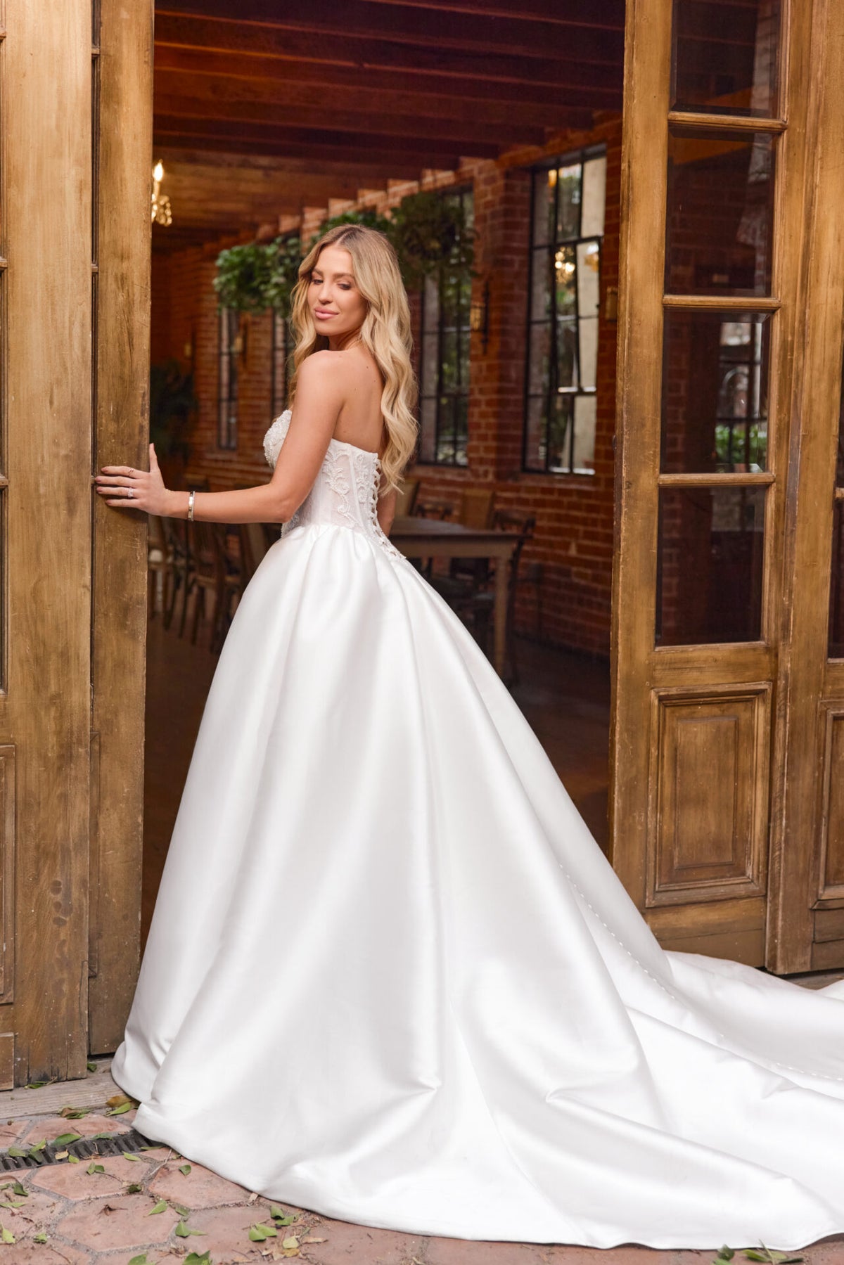 Danna - Wedding Gown - Essense