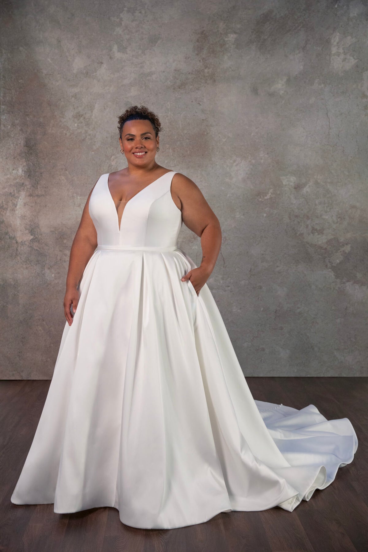 Kamila - Wedding Gown - Essense