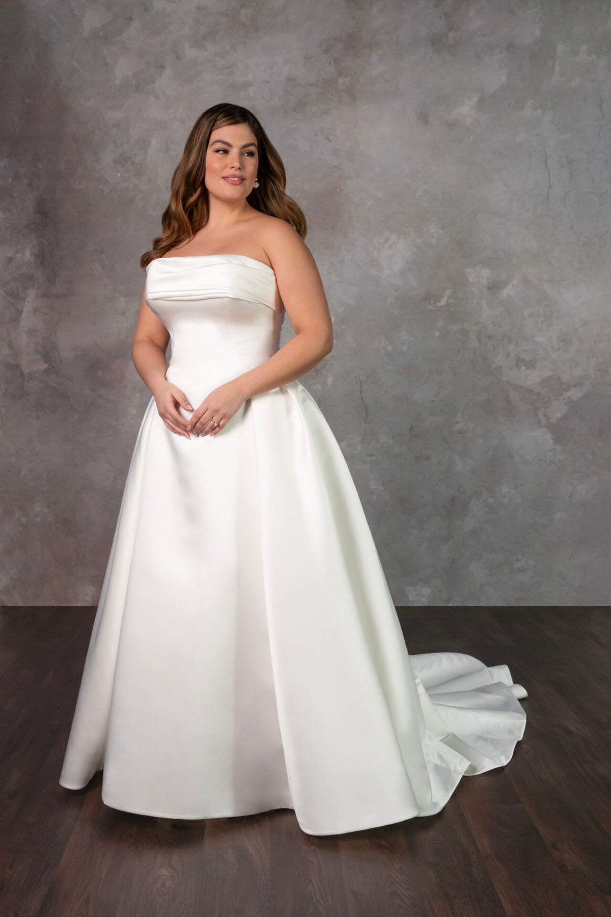 Lana - Wedding Gown - Essense