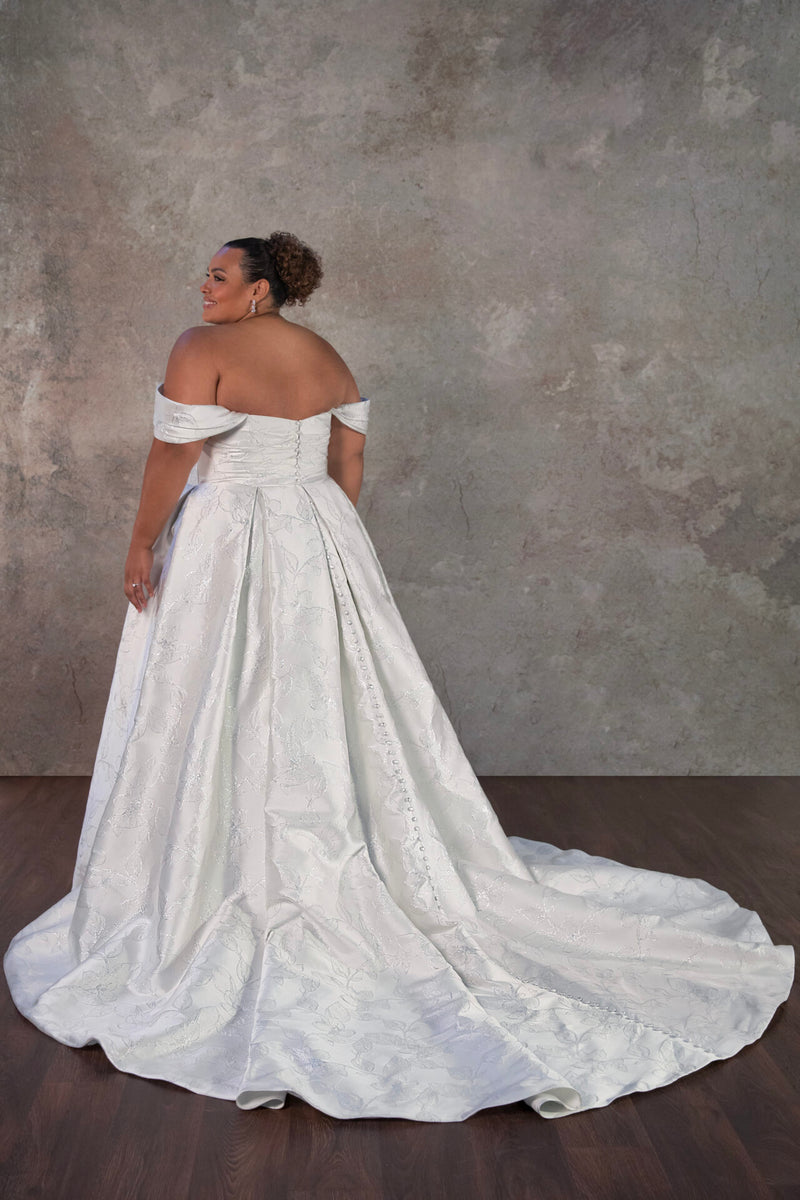 Lilah - Wedding Gown - Essense