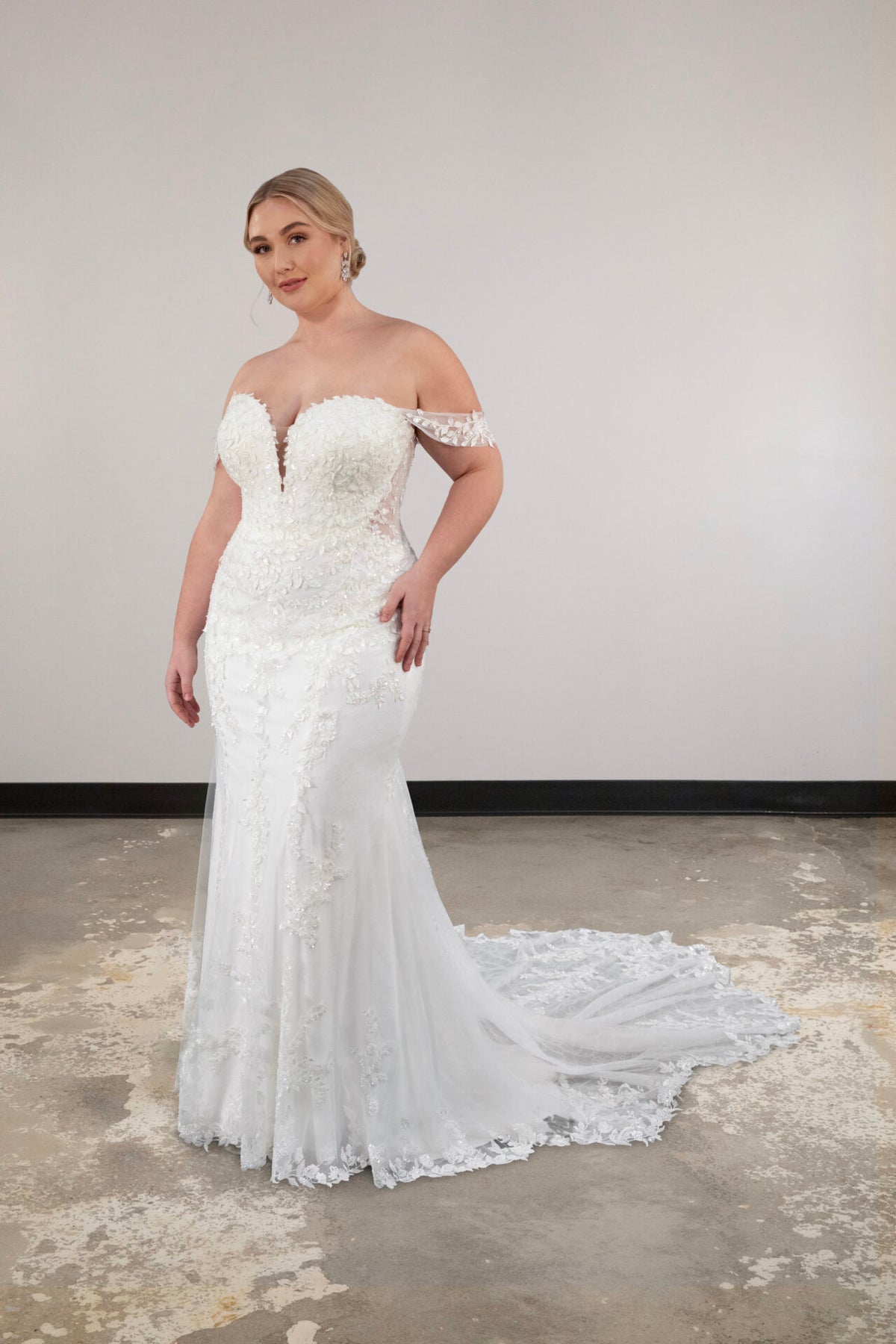 Yareli - Wedding Gown - Essense
