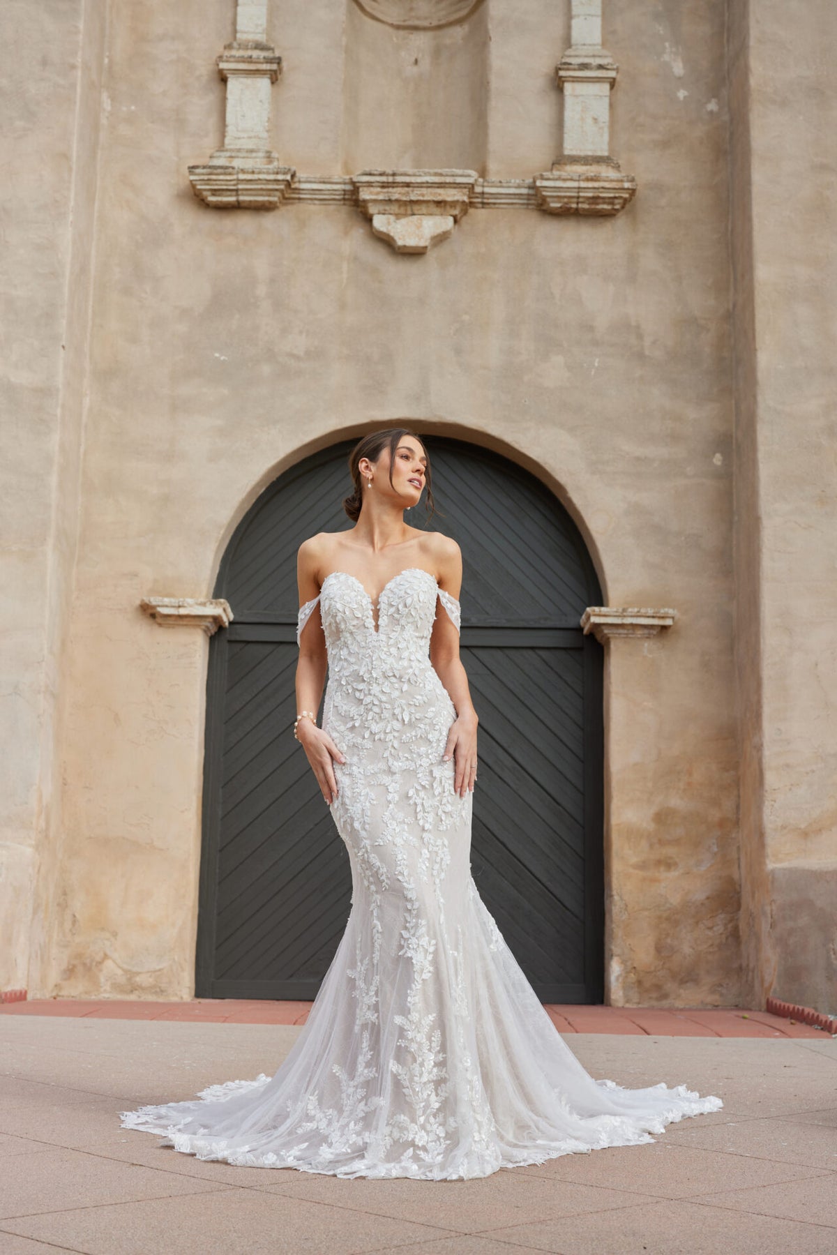 Yareli - Wedding Gown - Essense