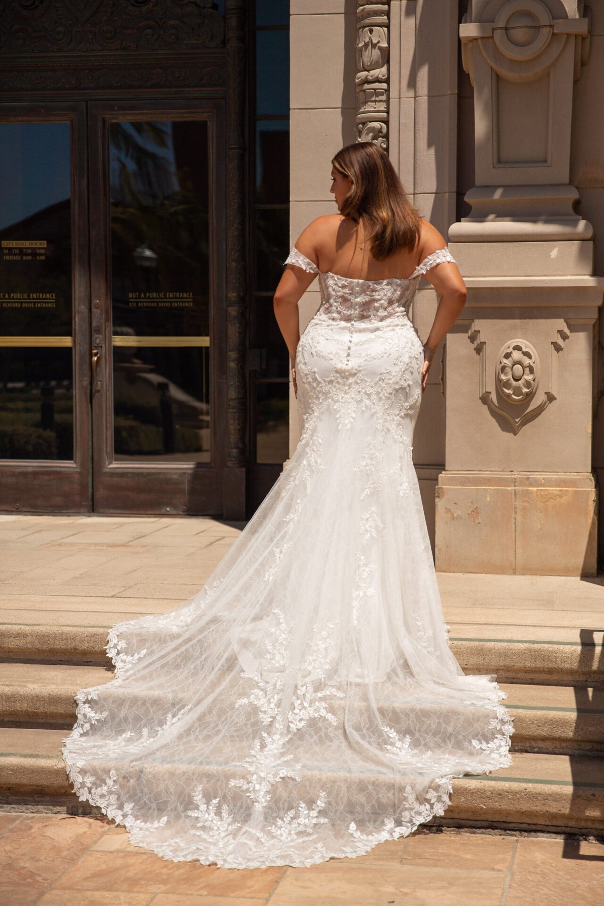 Yareli - Wedding Gown - Essense