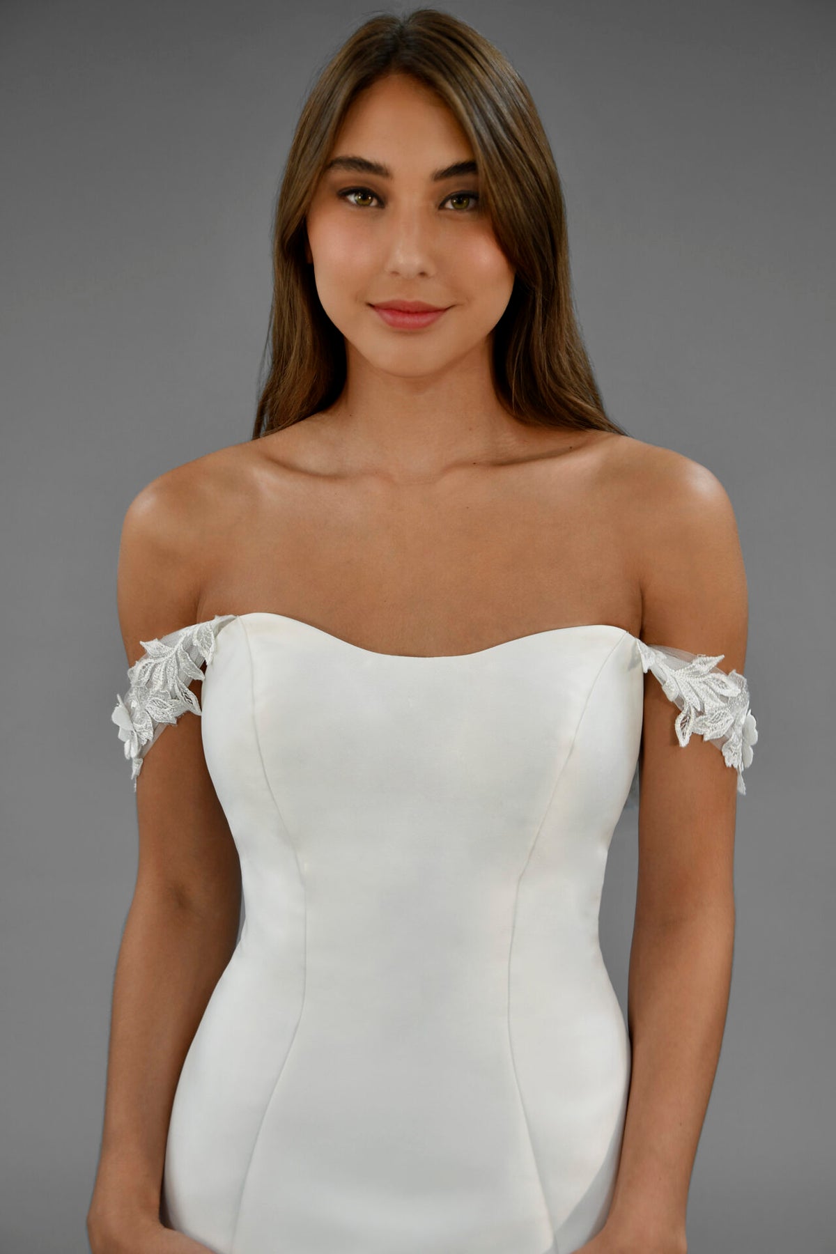 Greta Sleeve & Bow Train - Accessory - Grace and Goddess