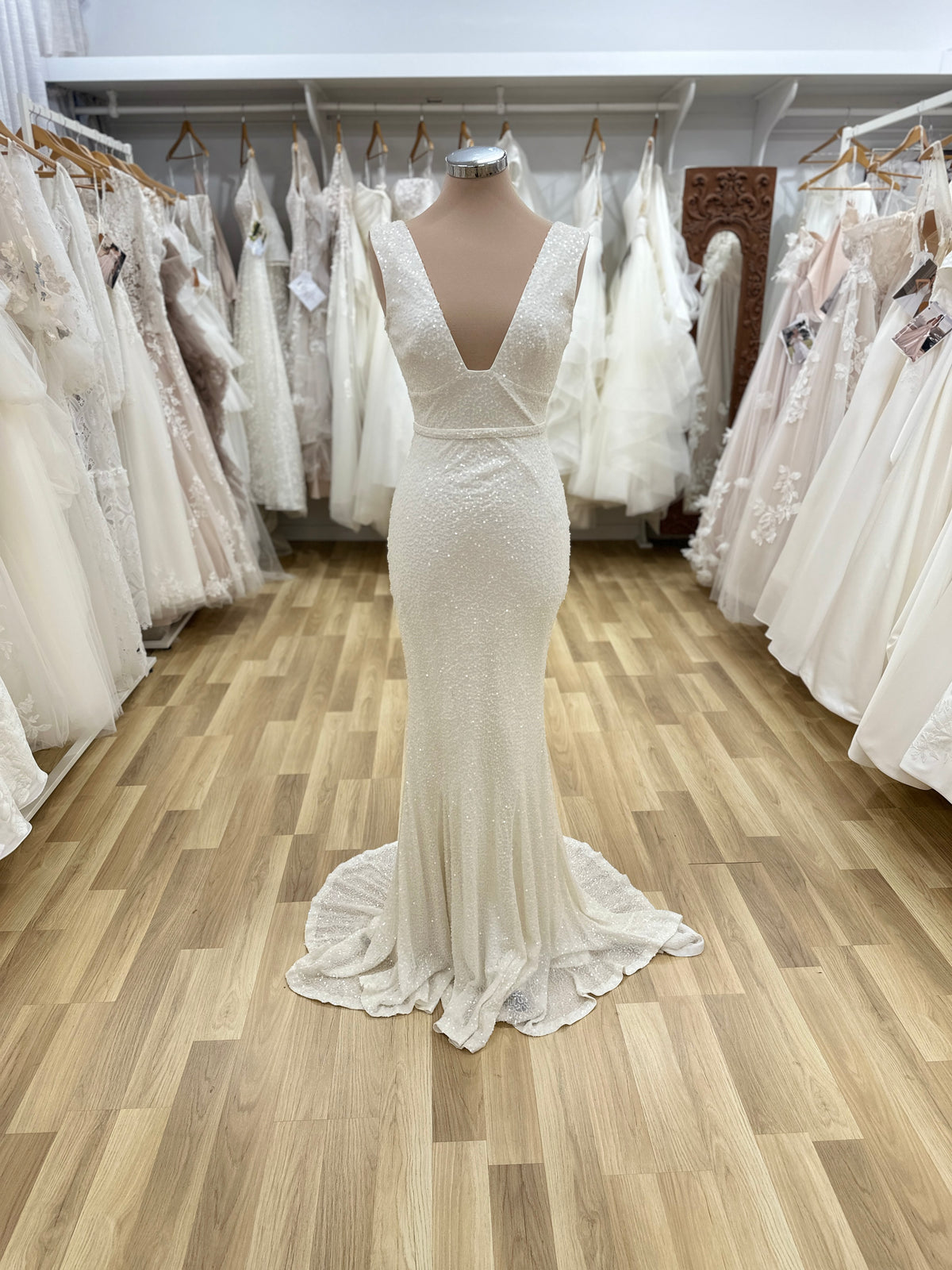Bella - Wedding Gown - Karen Willis Holmes