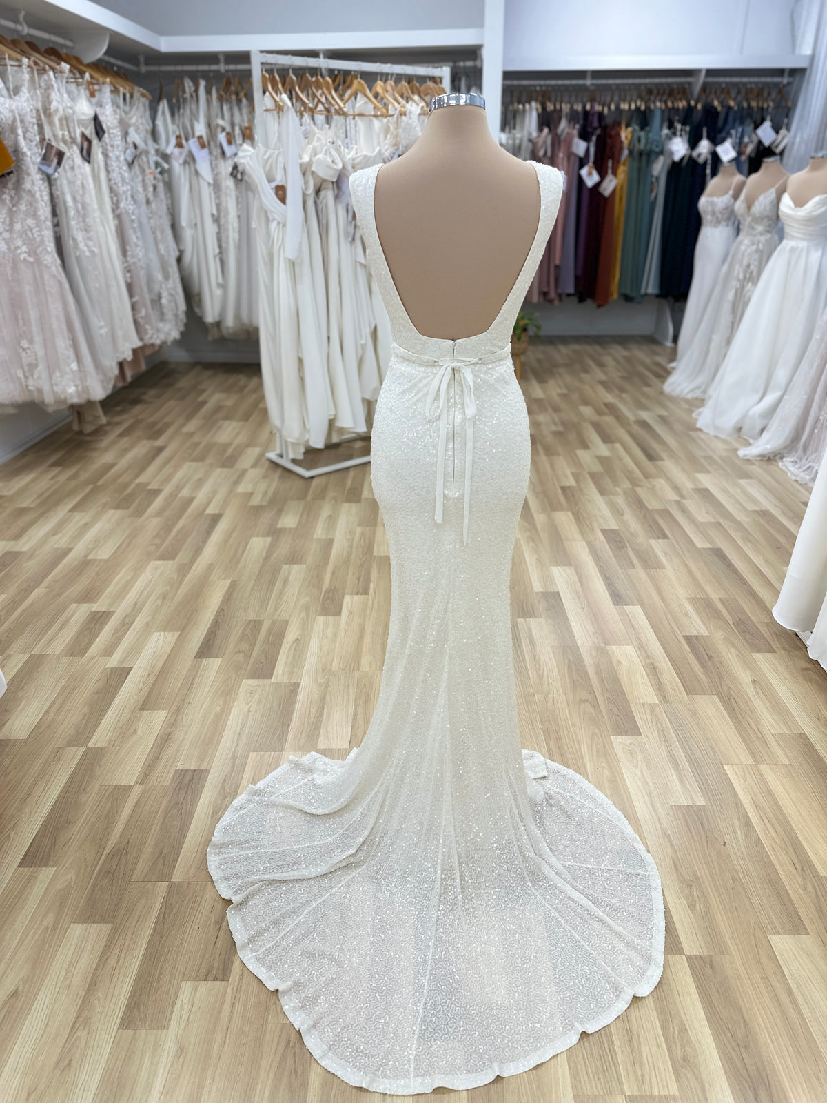 Bella - Wedding Gown - Karen Willis Holmes