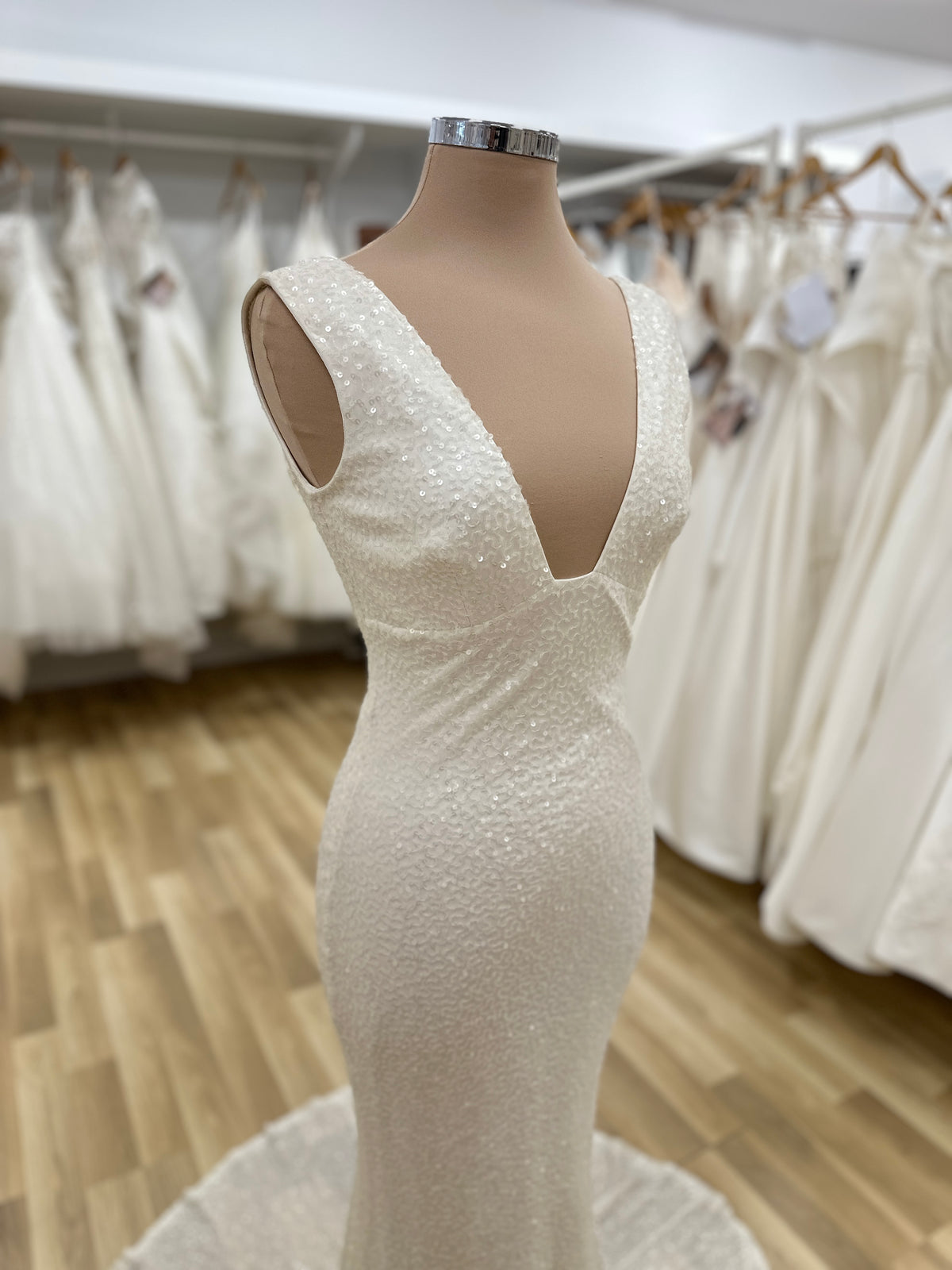 Bella - Wedding Gown - Karen Willis Holmes