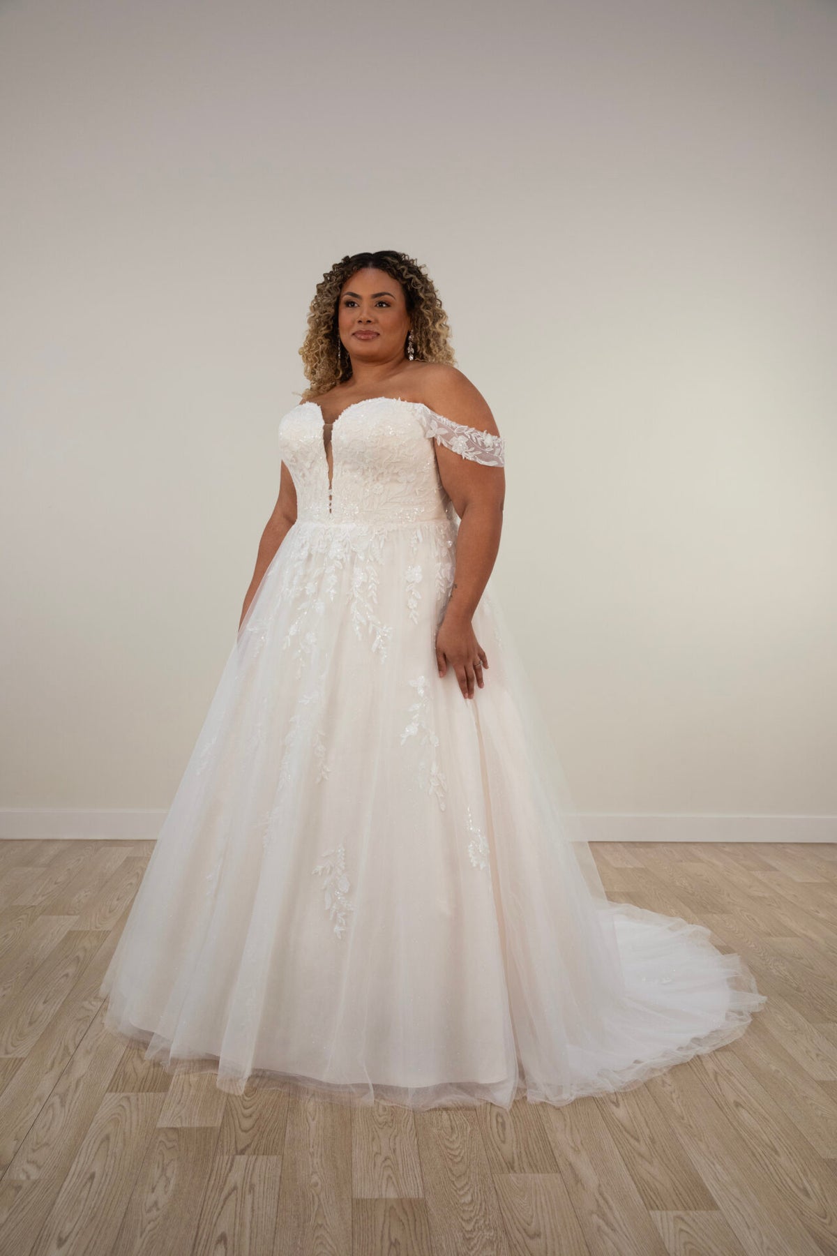 Magnolia - Wedding Gown - Stella York