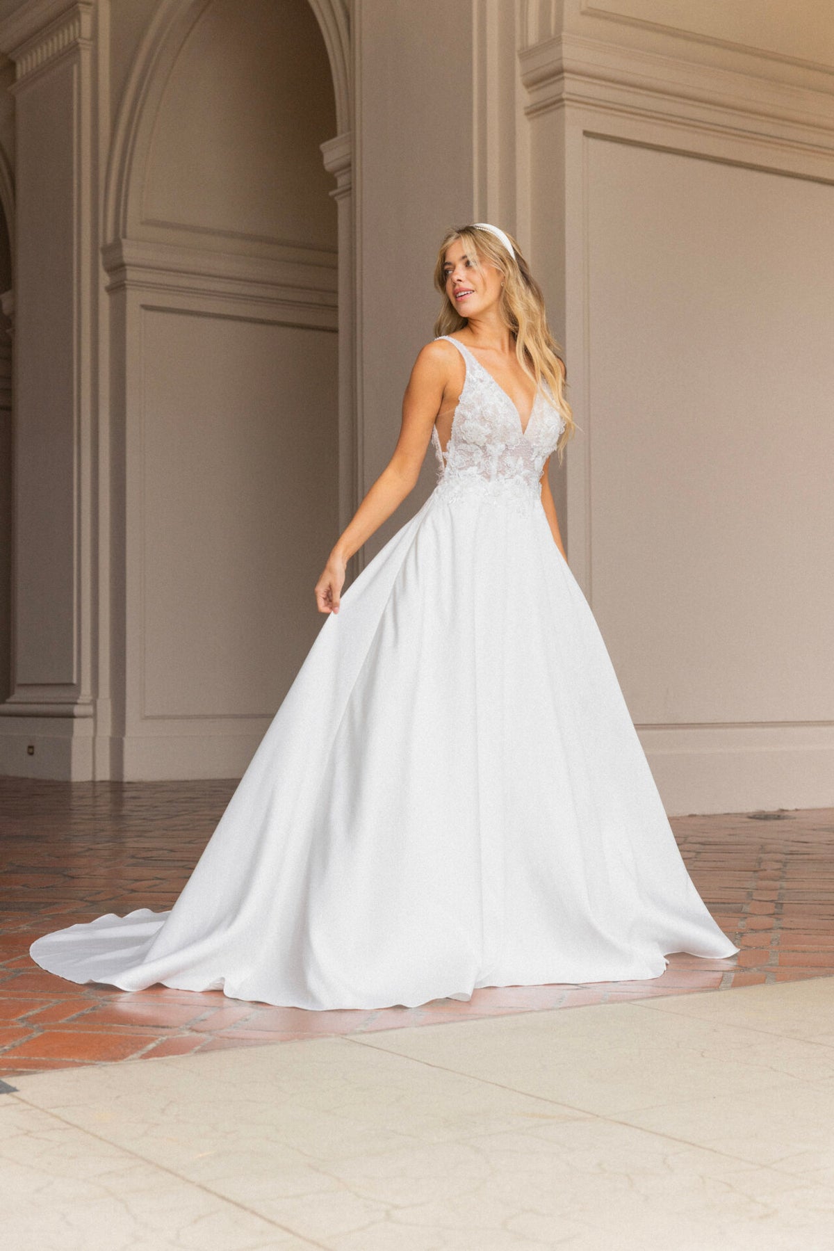 Ryann - Wedding Gown - Stella York