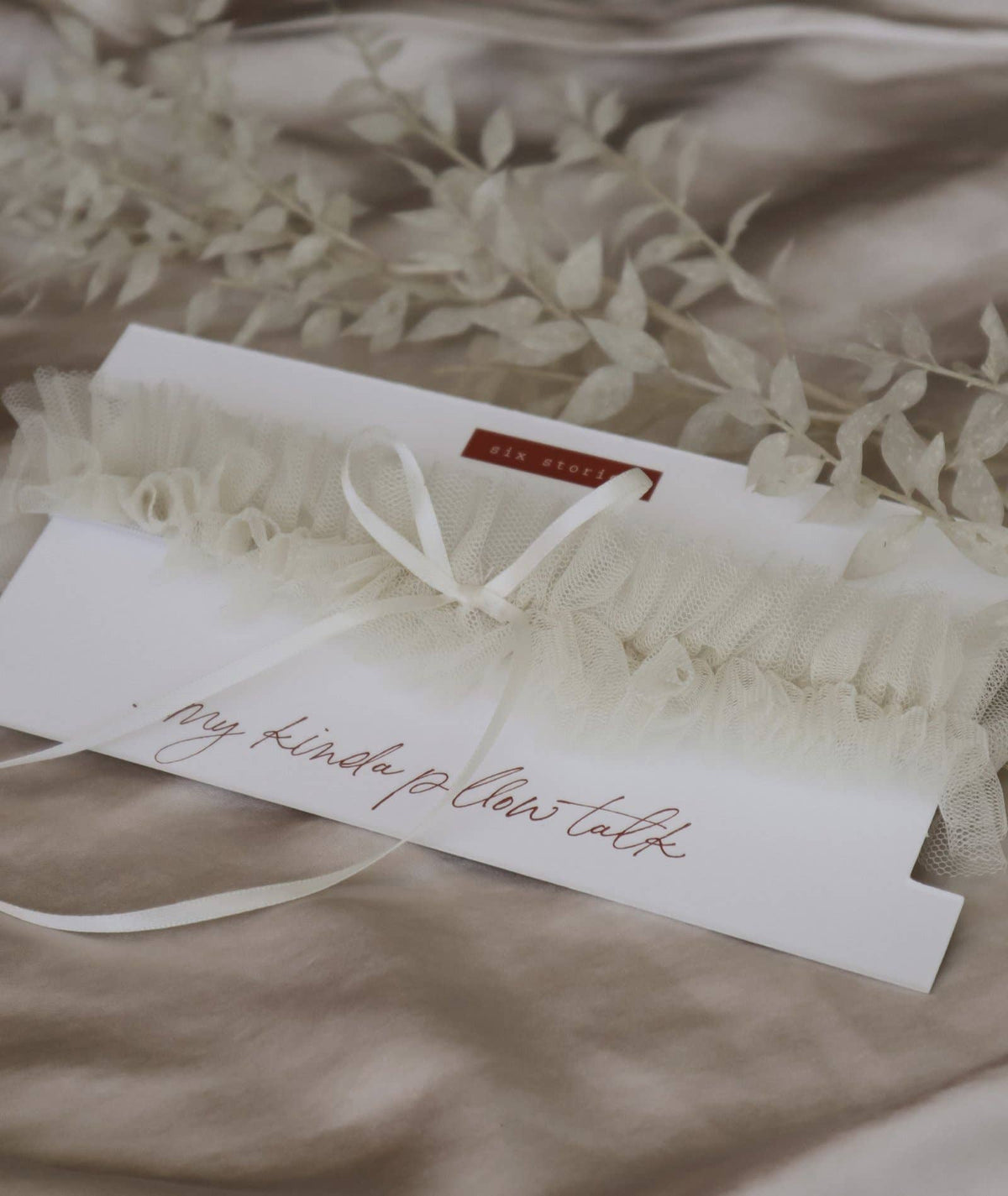 Ivory Tulle Garter - Honey Fawn Boutique