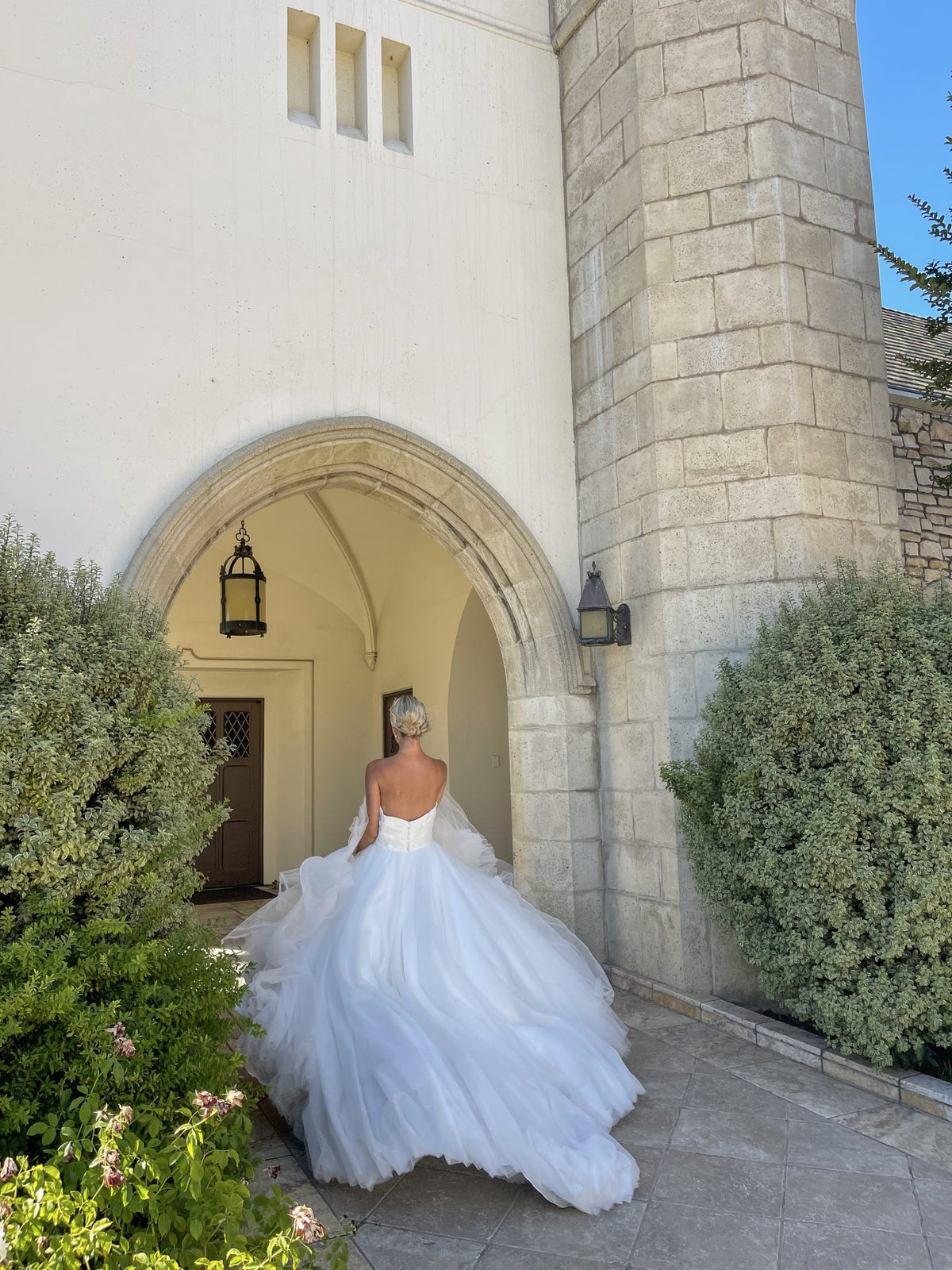 Johanna - Wedding Gown - Essense