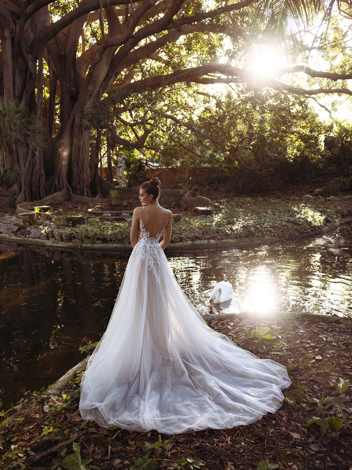 Sabrina - Wedding Gown - Modeca
