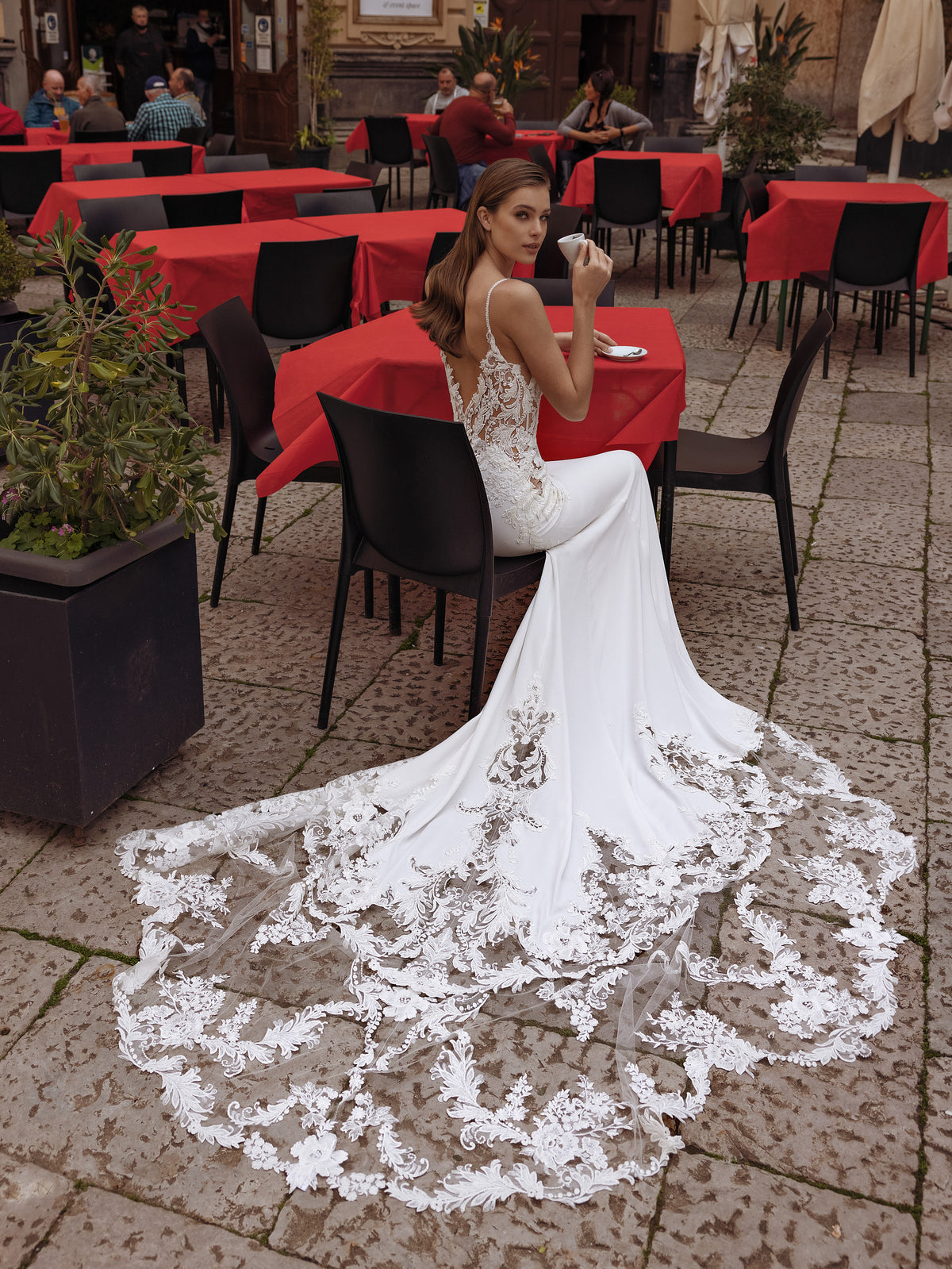 Sapphire - Wedding Gown - Modeca