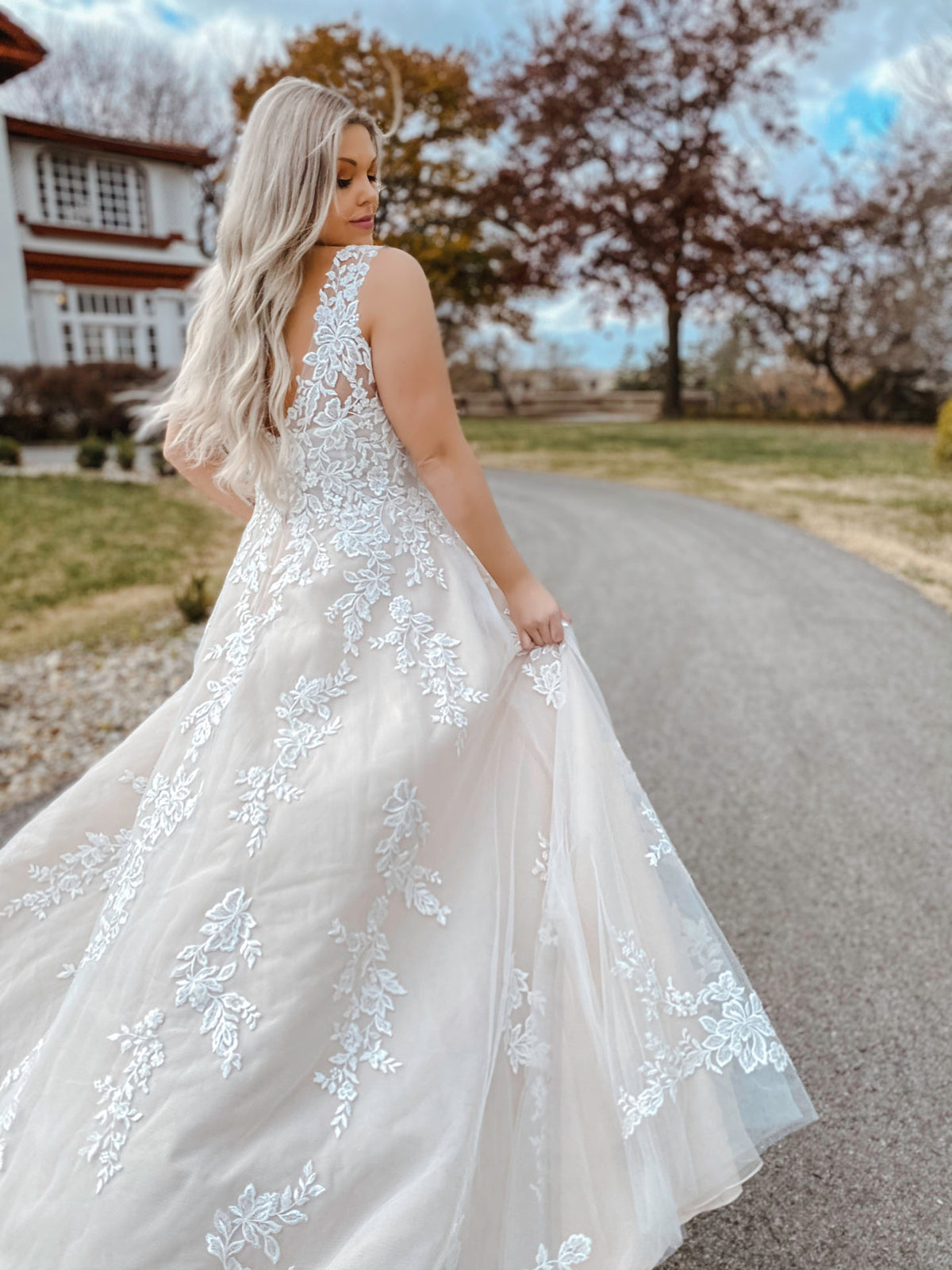 Angel - Wedding Gown - Stella York