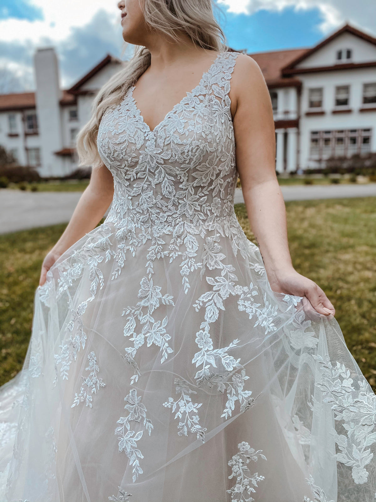 Angel - Wedding Gown - Stella York