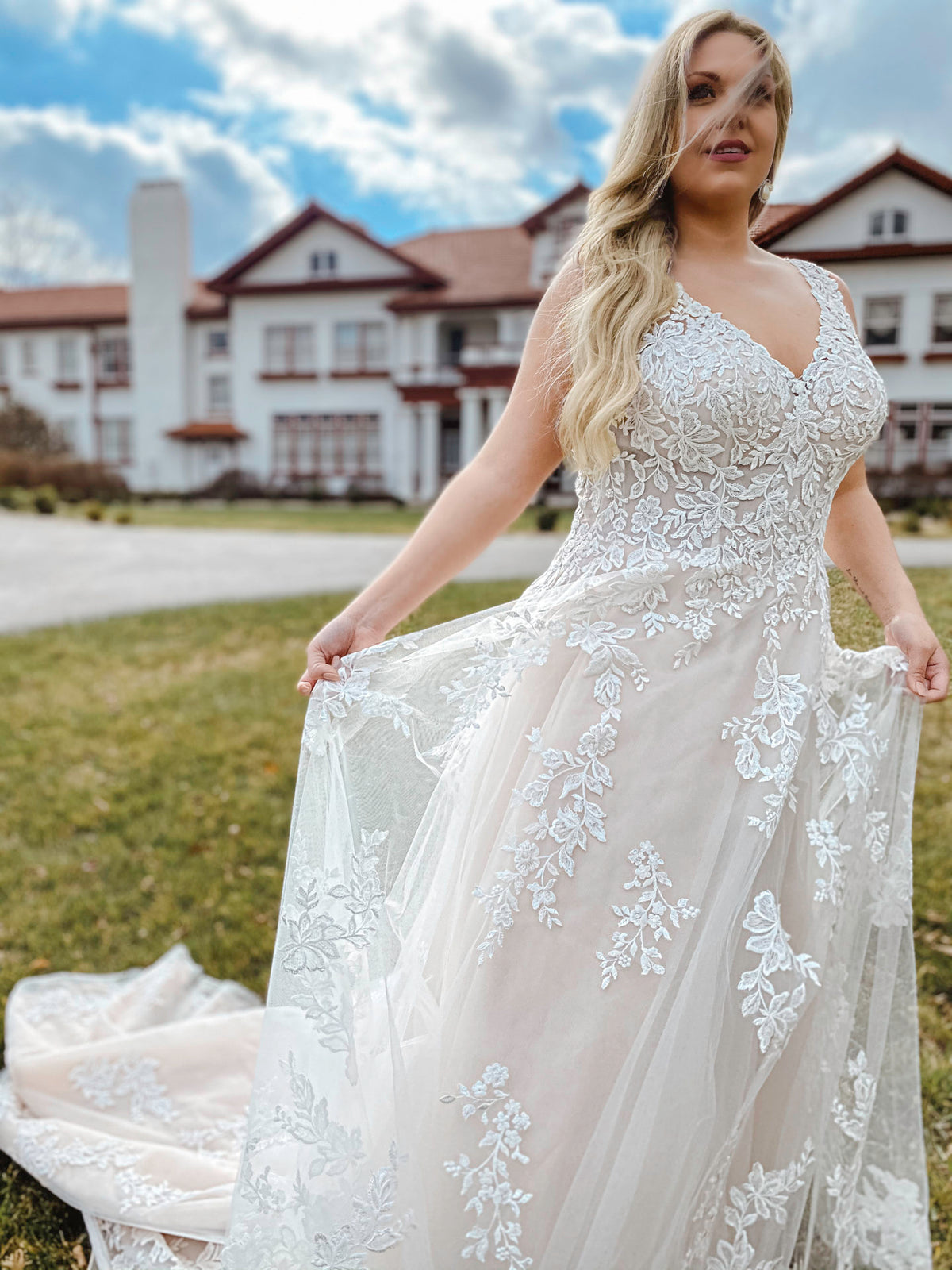 Angel - Wedding Gown - Stella York